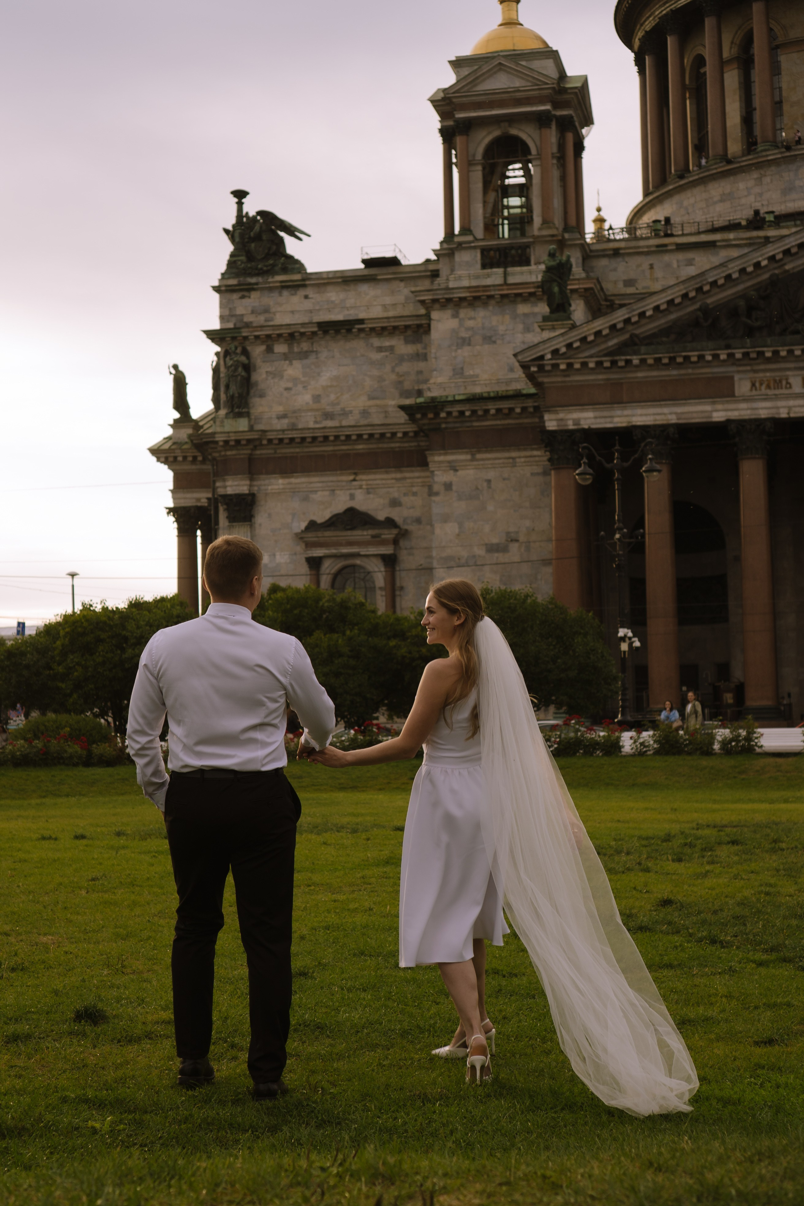 СВАДЕБНАЯ СЬЕМКА С ИСАКИЕВСКИМ СОБОРОМ, АСТОРИЯ И ЗАКОНОДАТЕЛЬНОЕ СОБРАНИЕ. Профессиональный фотограф, Санкт-Петербург — Виктория Богомолова