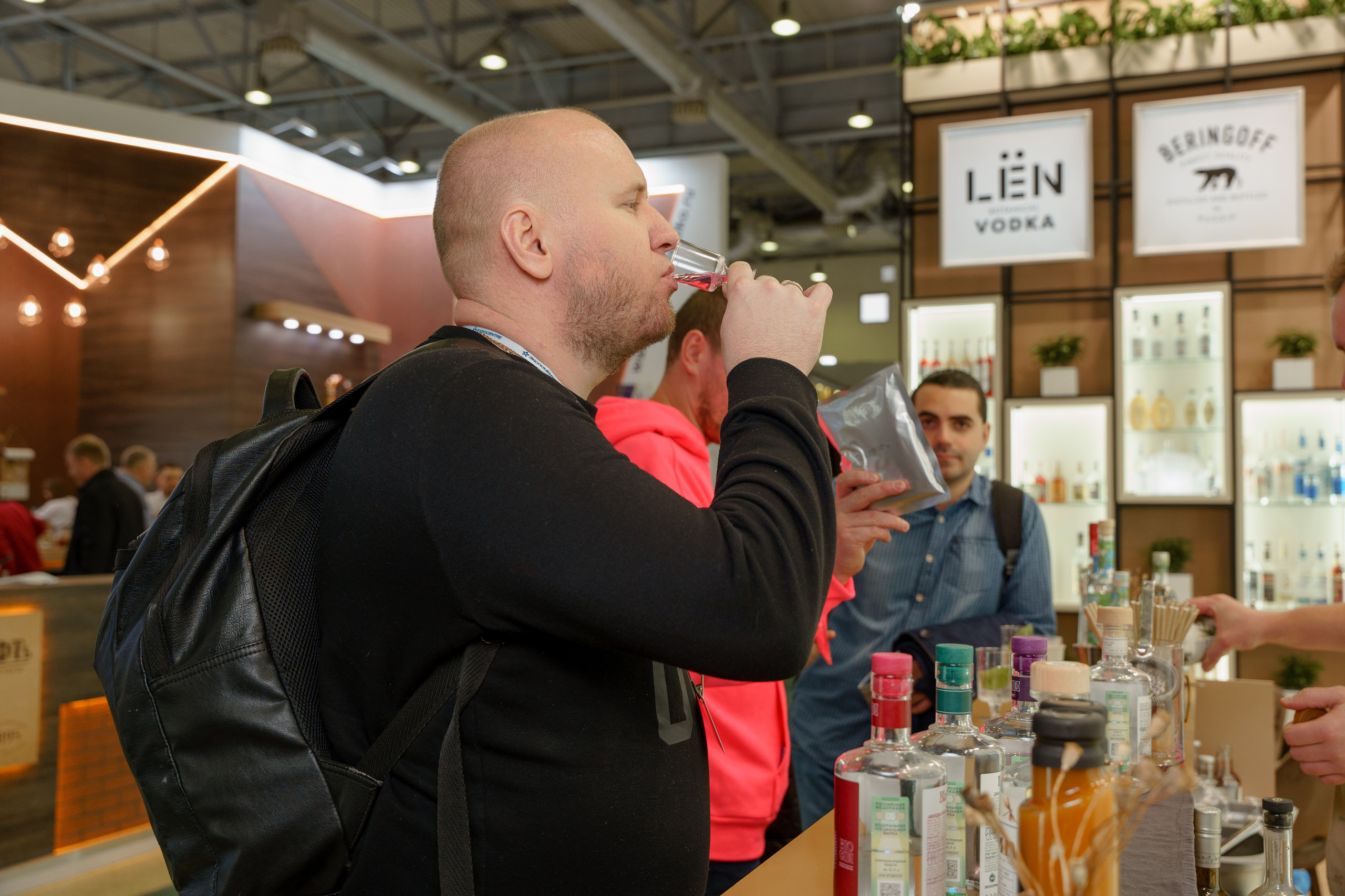 Репортажный фотограф для вашего бренда на форум экспо, выставки. Репортажный фотограф Москва Сергей Дружинин