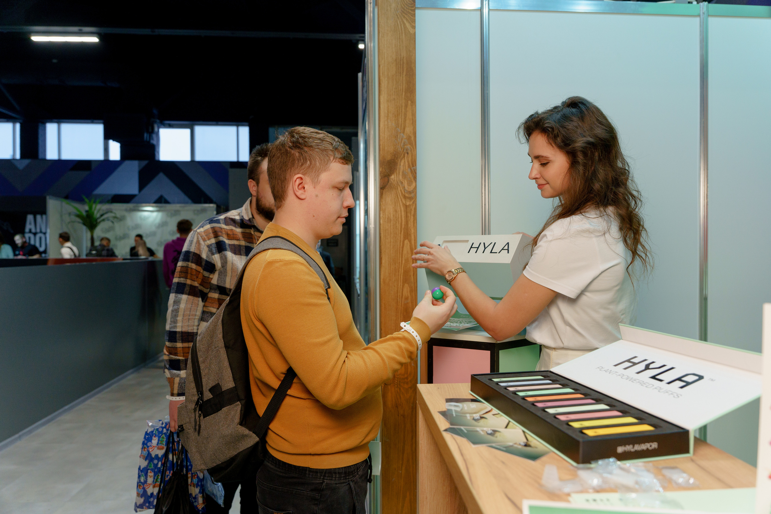 Репортажный фотограф на фестиваль Vape Club Show. Репортажный фотограф Москва Сергей Дружинин