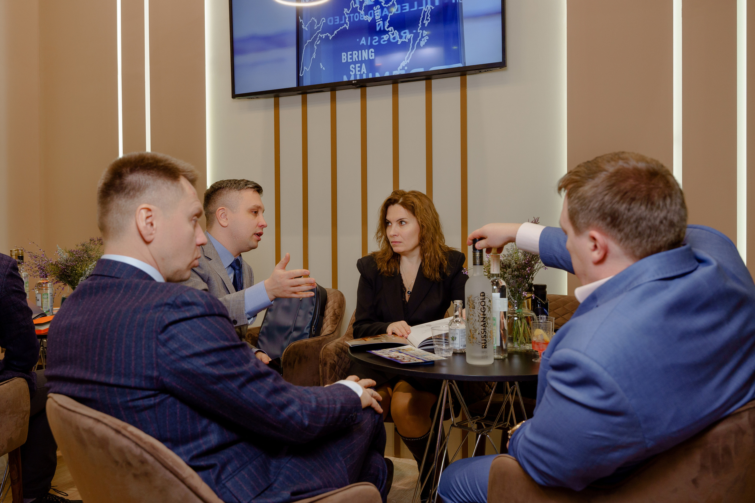 Репортажный фотограф для вашего бренда на форум экспо, выставки. Репортажный фотограф Москва Сергей Дружинин