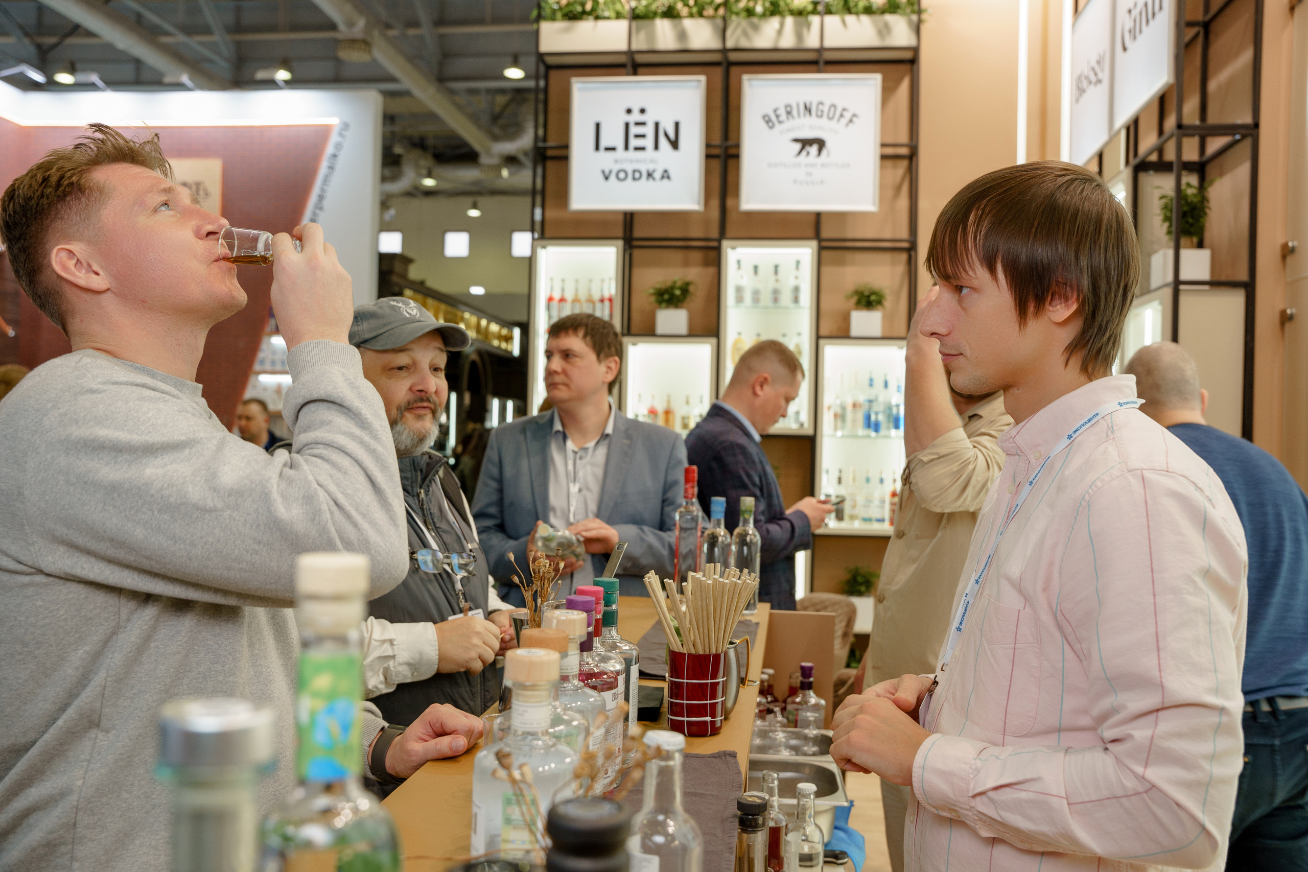 Репортажный фотограф для вашего бренда на форум экспо, выставки. Репортажный фотограф Москва Сергей Дружинин