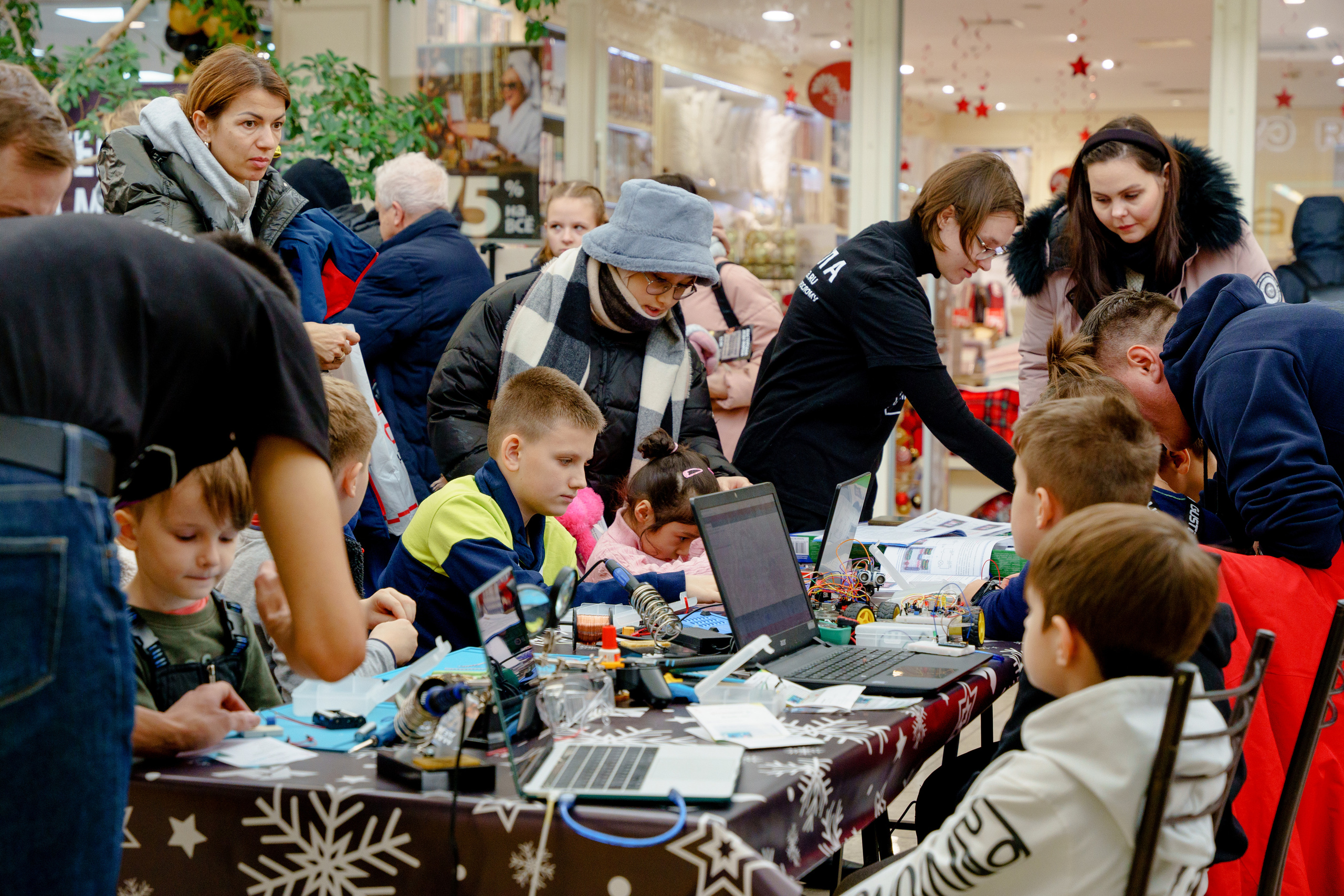 Детский репортаж для ТЦ. Репортажный фотограф Москва Сергей Дружинин