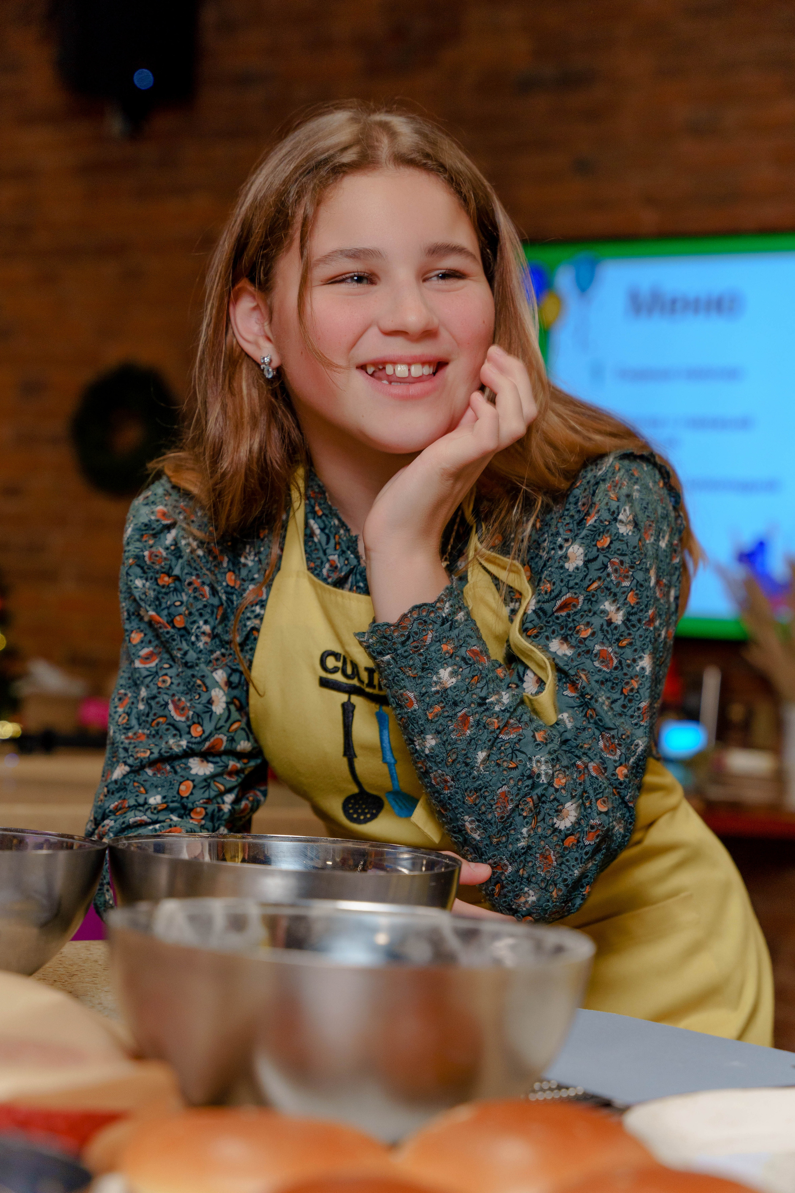 Фотограф на день рождения в кулинарной студии. Репортажный фотограф Москва Сергей Дружинин