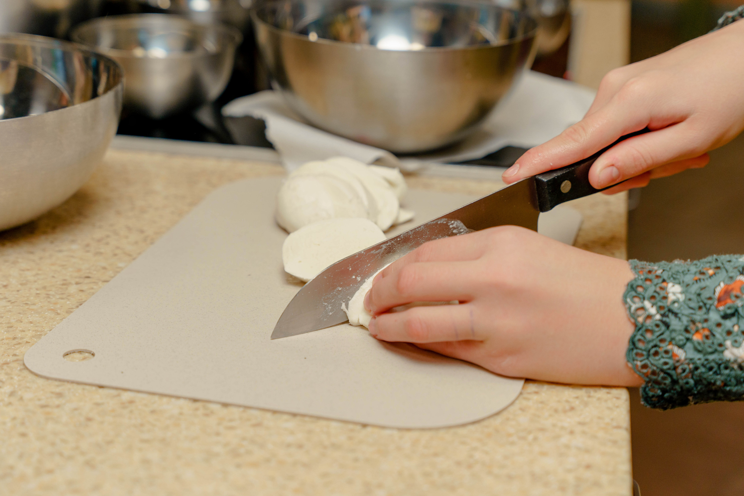 Фотограф на день рождения в кулинарной студии. Репортажный фотограф Москва Сергей Дружинин