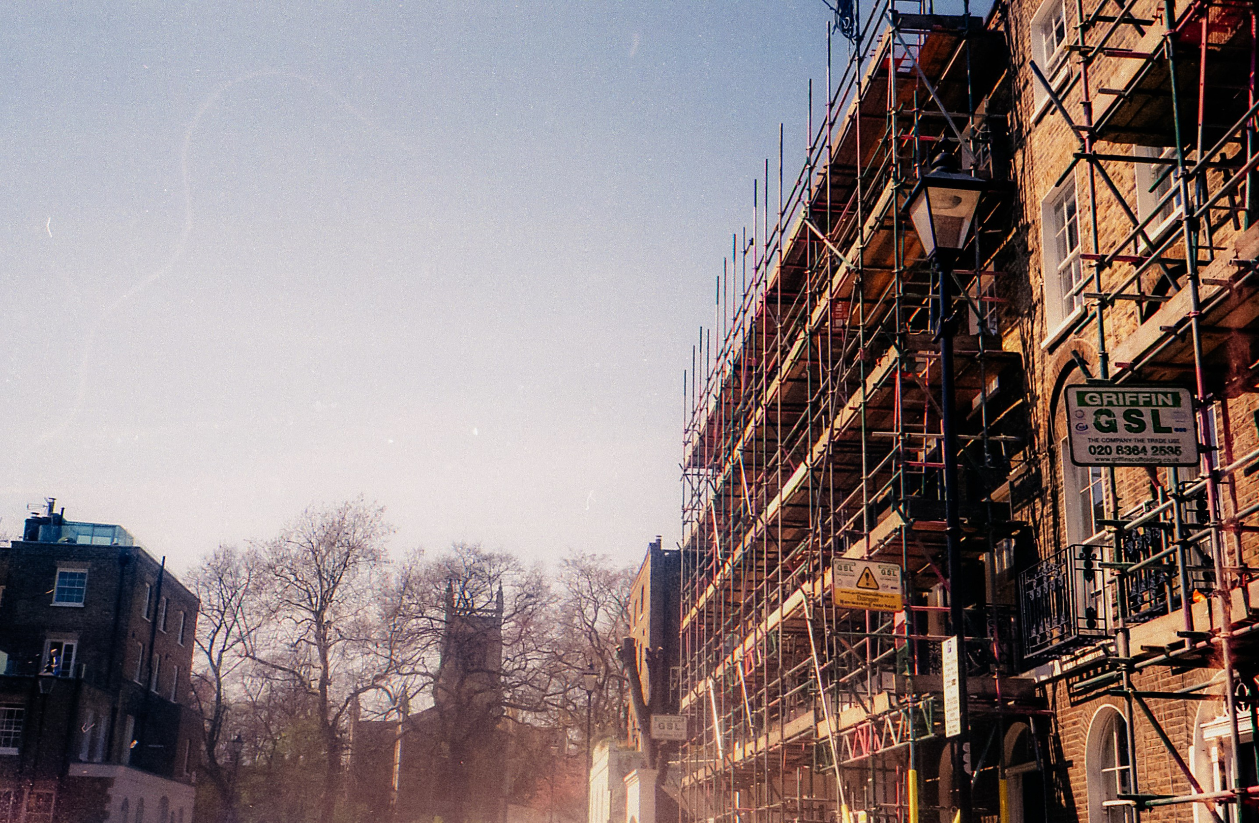 Analogue london. Iraogo