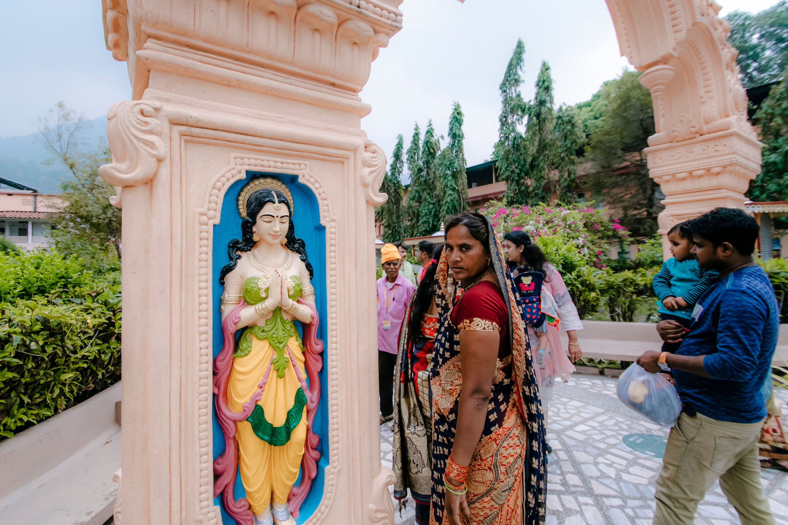 Ришикеш стрит. Iraogo