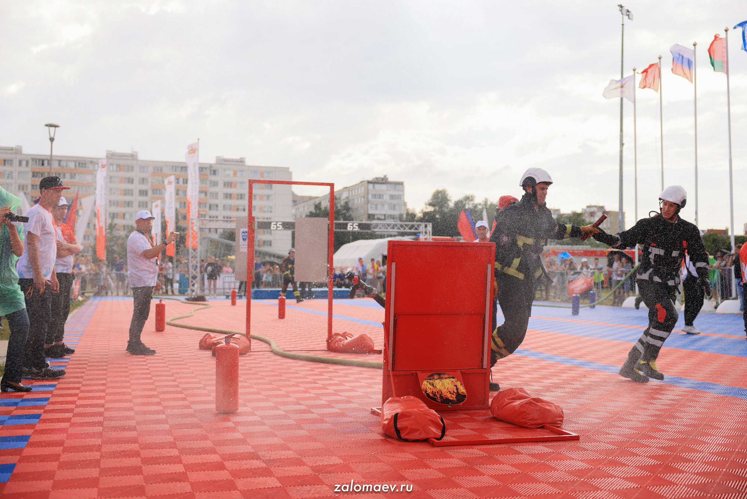 Сильнейший пожарный. Фотограф Александр Заломаев