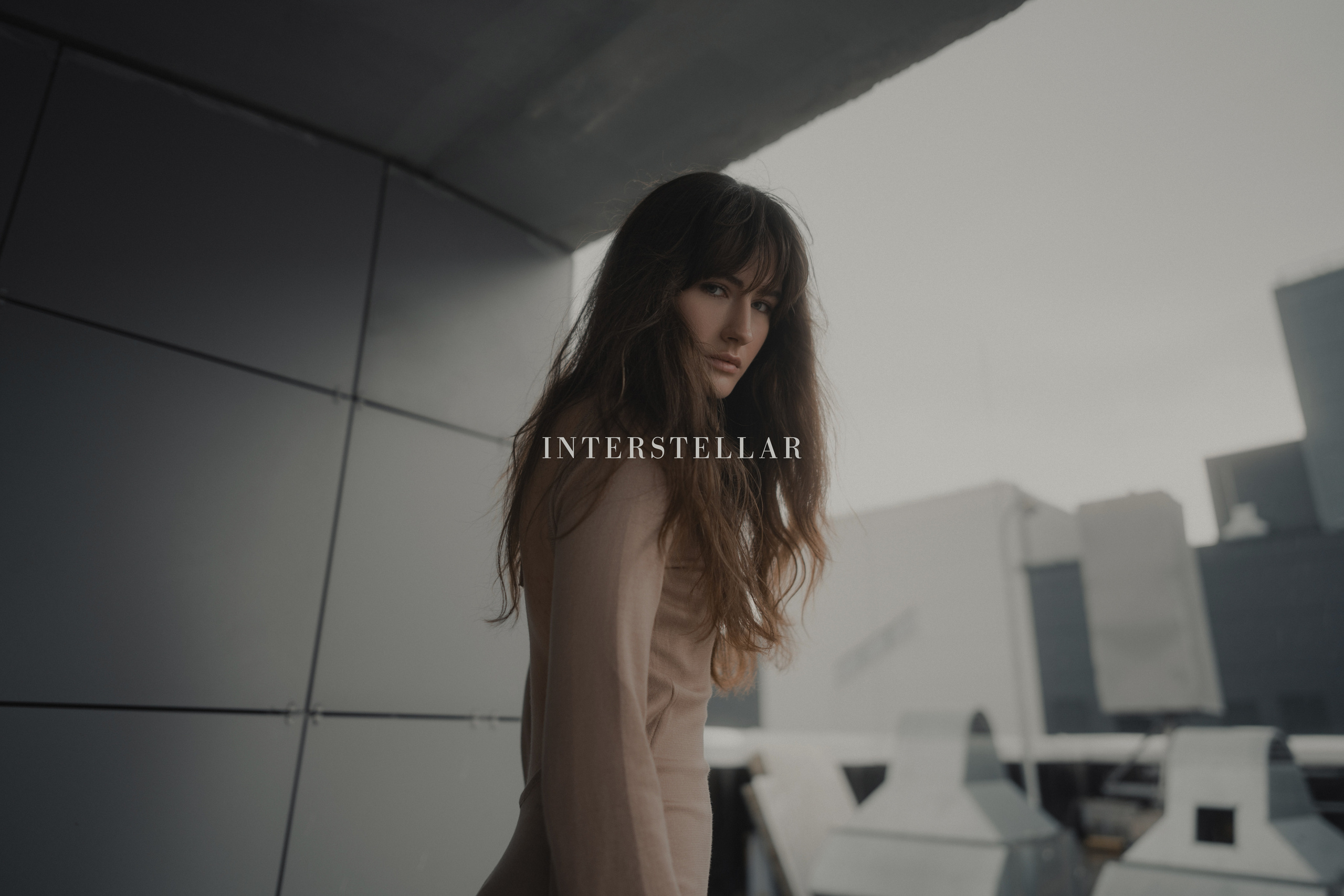 Портретная фотосессия Насти в Казани | Естественный свет и стиль Антона Аванзато