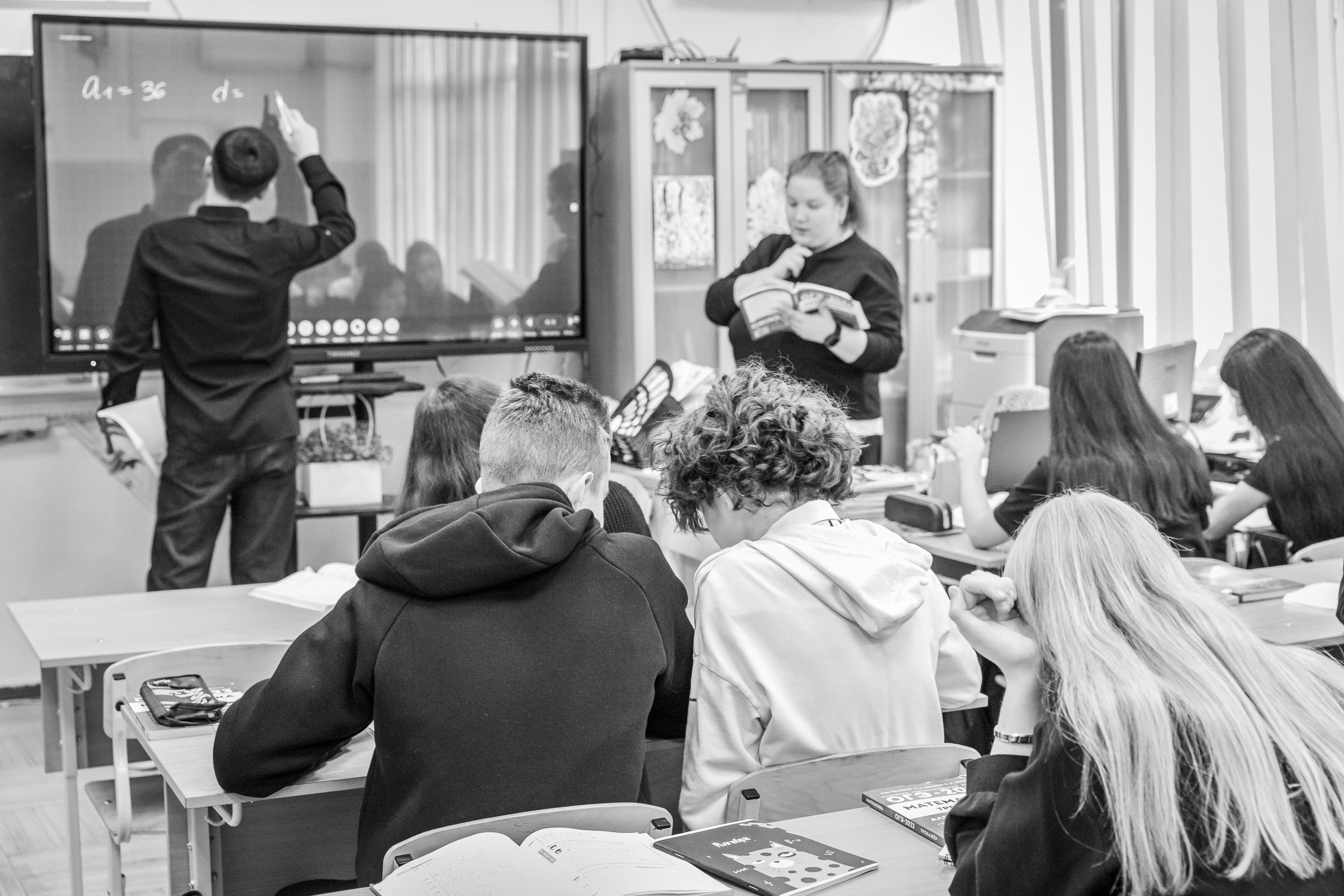 ОТ ЗВОНКА ДО ЗВОНКА. Марина Ушакова. Фотограф. Выпускные альбомы. г. Краснодар