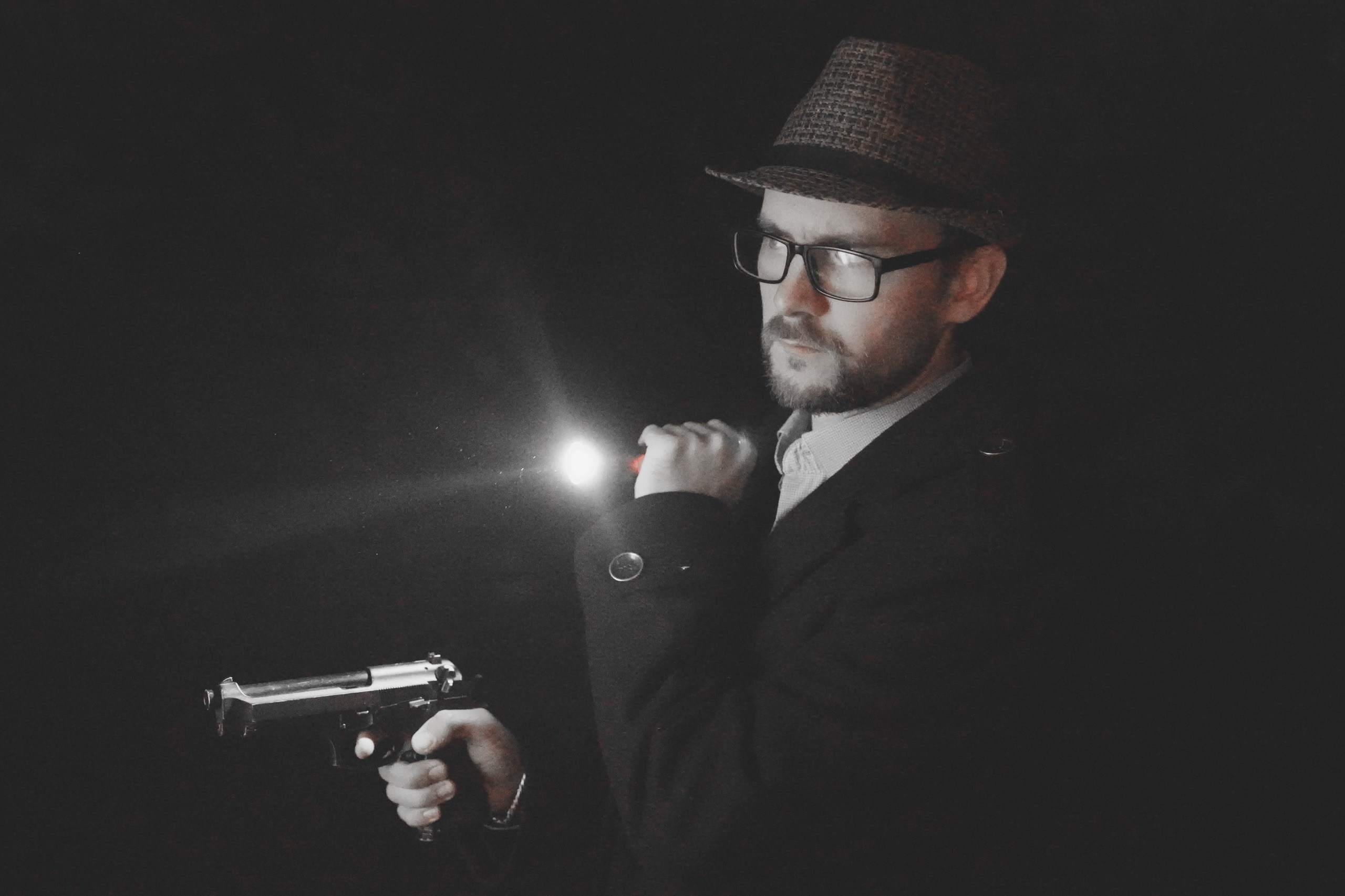 Смутные тени. S8C портретный, уличный и арт фотограф, в Саратовской области и г. Балаково