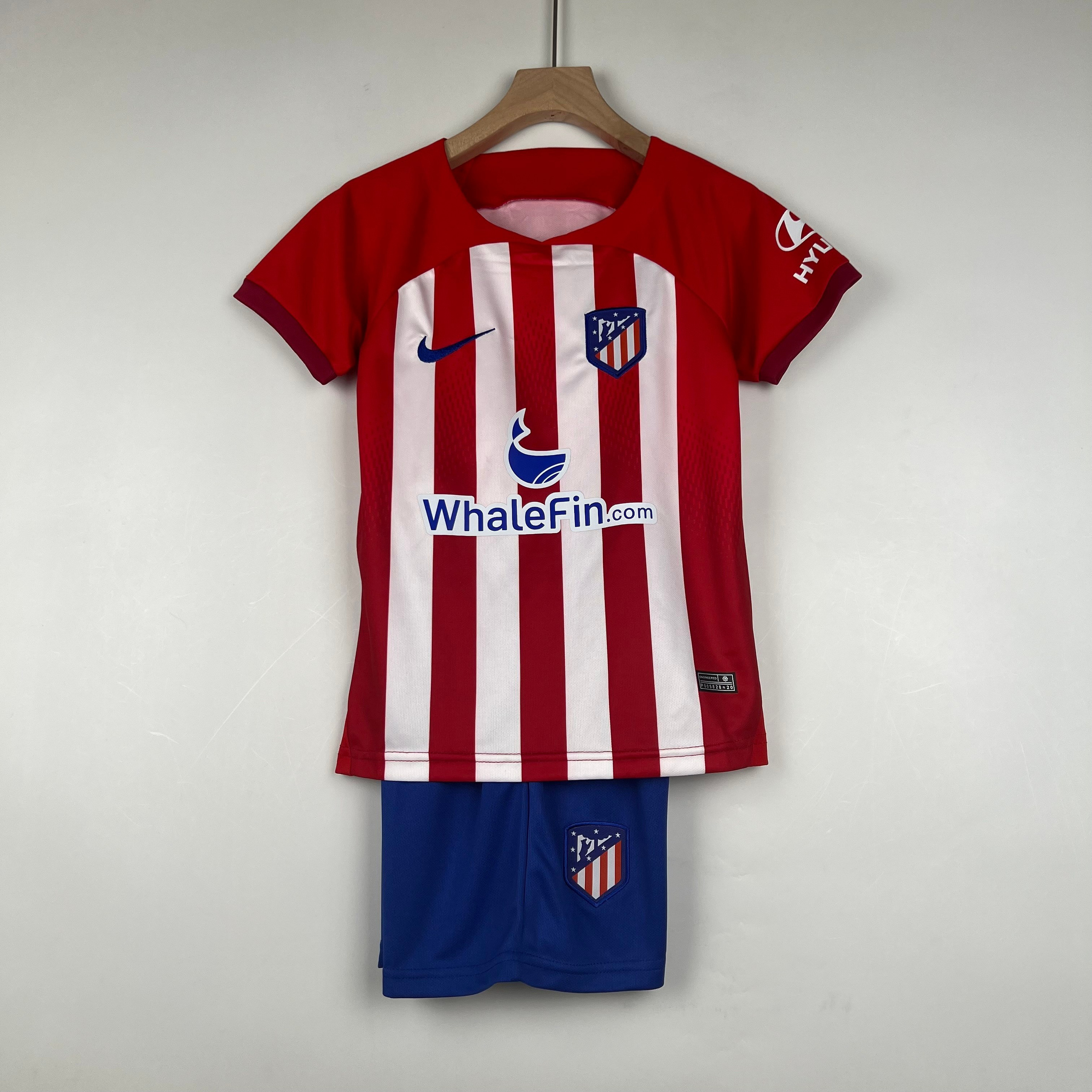 Домашняя футболка детская Atletico Madrid 2023-2024. Футбольный магазин — ssw_magazin