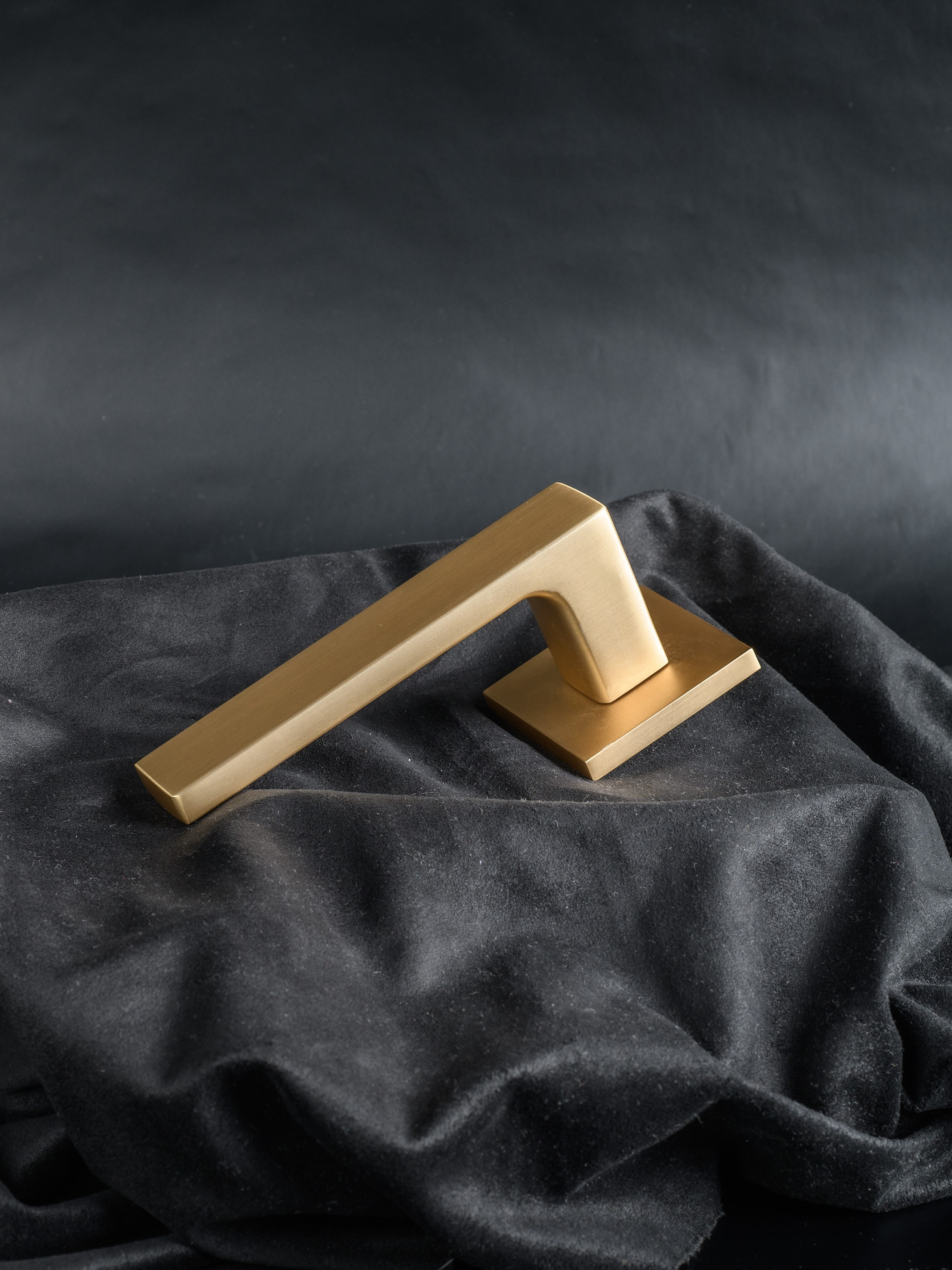 Фотографии дверных ручек Armadillo. Профессиональная фотосъемка. Ростов-на-Дону