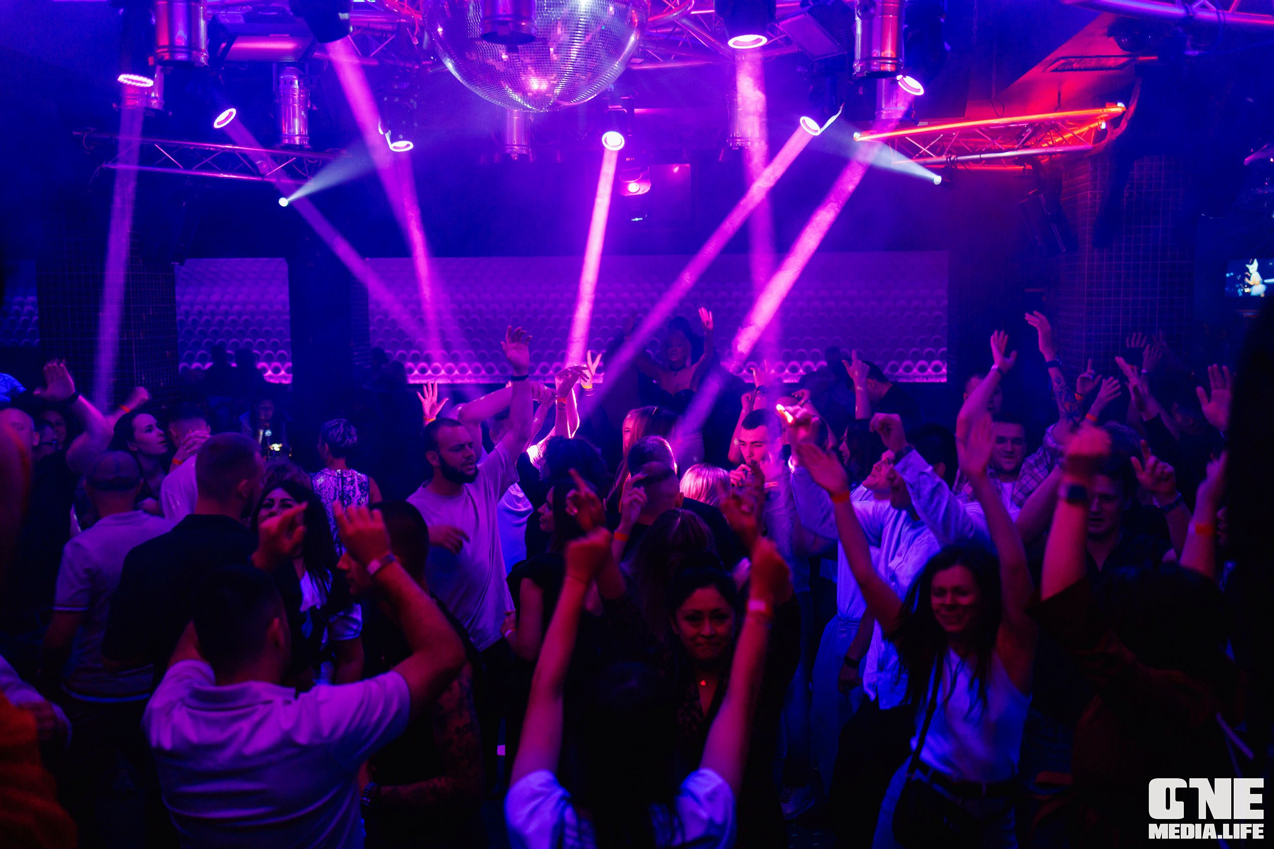 Фоторепортаж из РК Планета. One Media Life: фоторепортажи, фотоотчеты с мероприятий и заведений