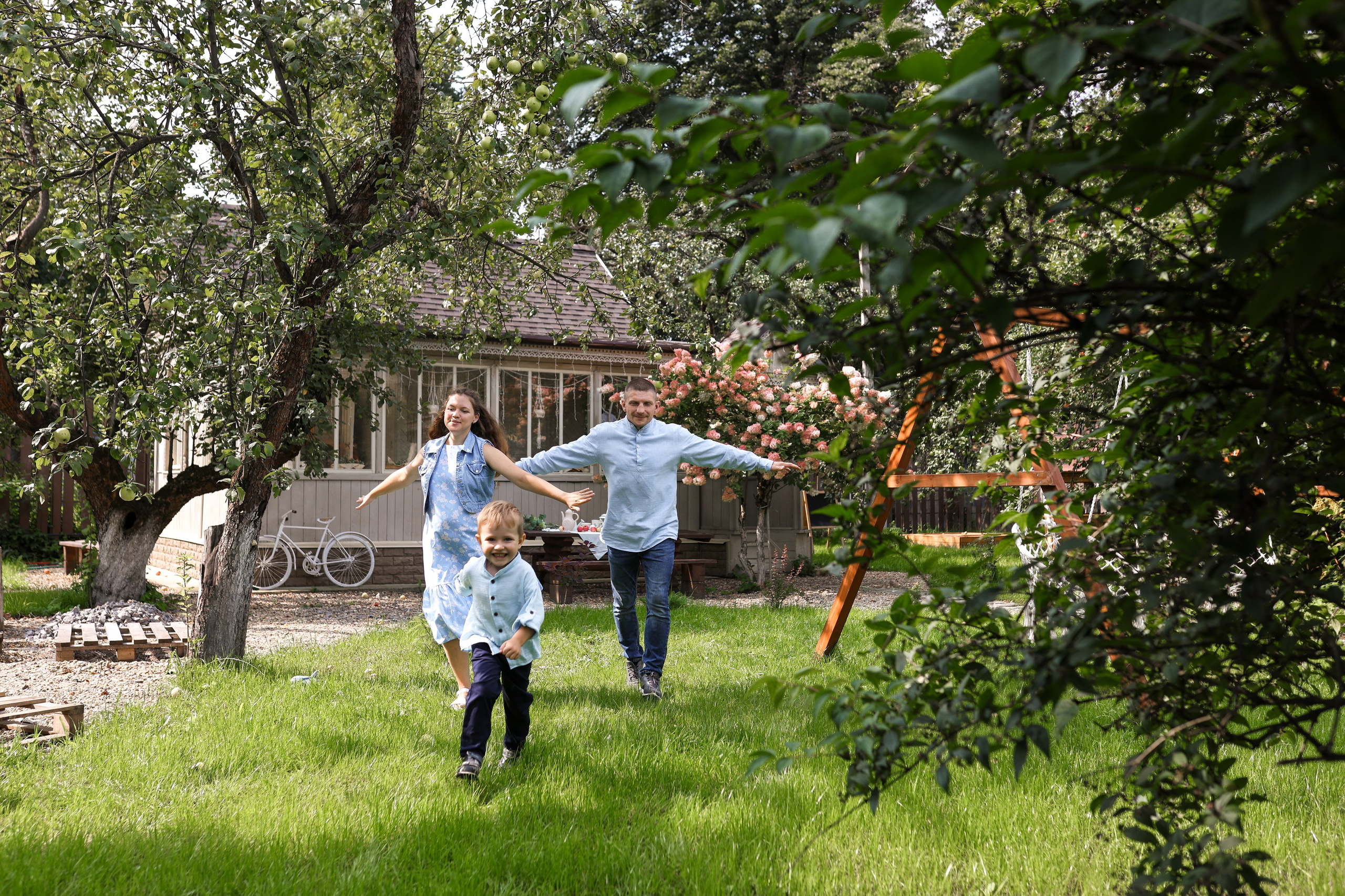 Фотосессия беременности в загородной студии Купавна. Фотограф в Железнодорожном и Балашихе