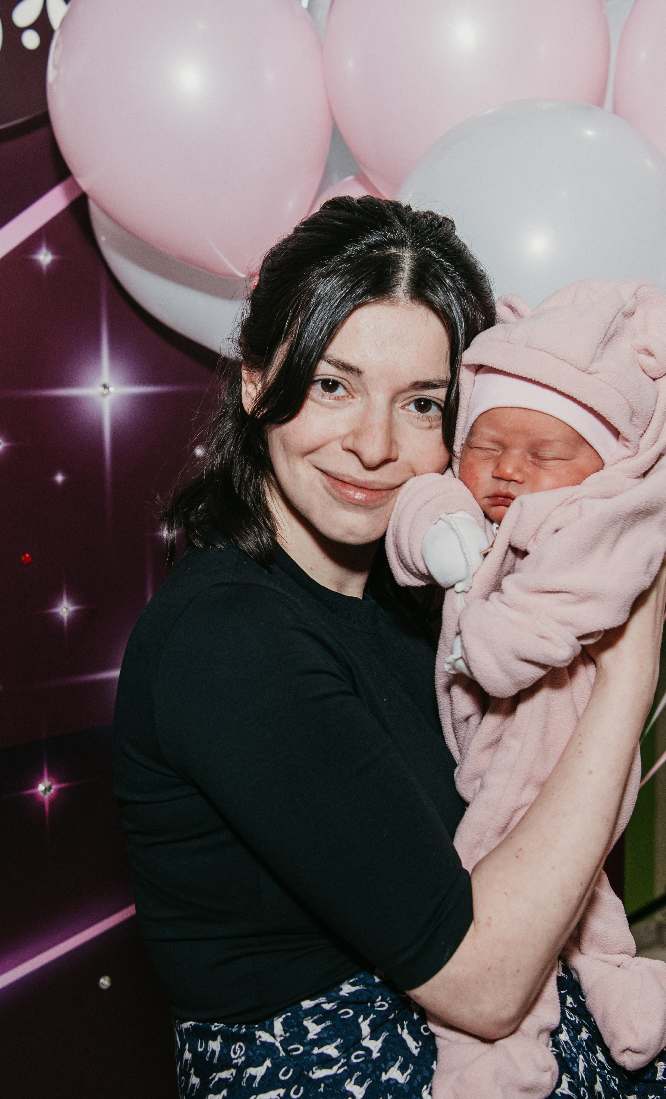 Выписка Дианы. 29 роддом. Фотограф на выписку из роддома в Москве и МО