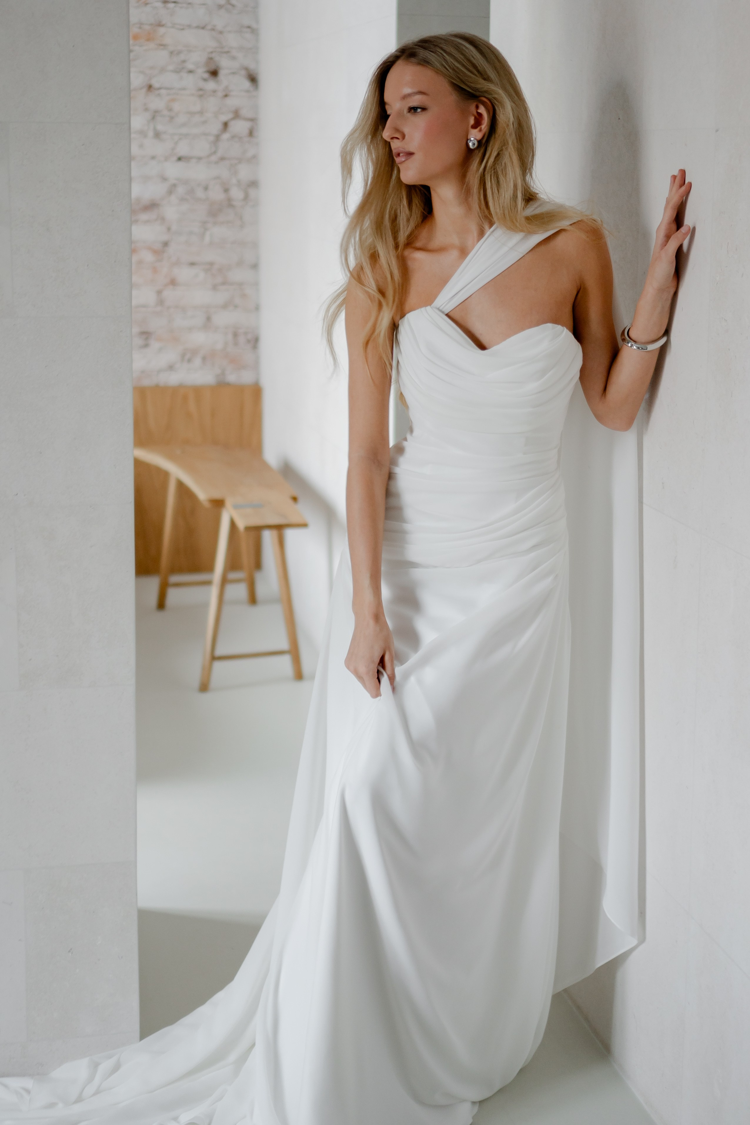 ЭЛЕГАНТНАЯ СВАДБЕНАЯ СЬЕМКА ЖЕНИХА И НЕВЕСТЫ В ДОРОГОМ ОТЕЛЕ САНКТ-ПЕТЕРБУРГА. Профессиональный фотограф, Санкт-Петербург — Виктория Богомолова