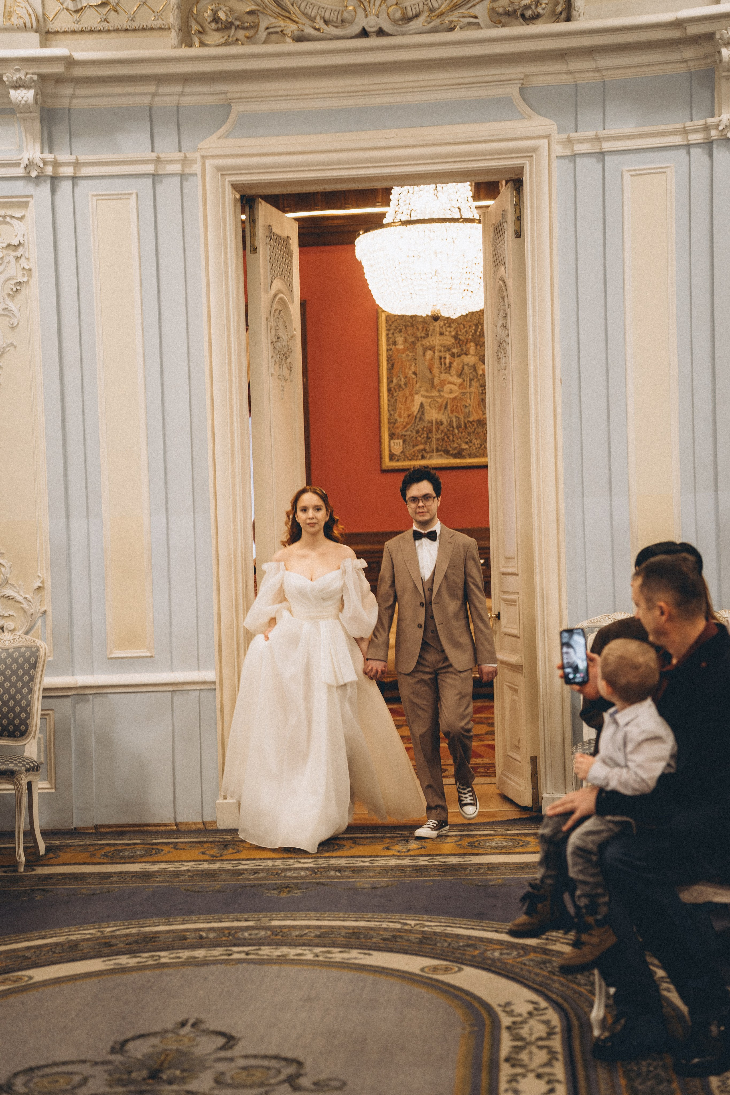 СВАДЕБНАЯ СЬЕМКА ВО ВТОРОМ ДВОРЦЕ С ГОСТЯМИ И ПРОГУЛКА В ТАВРИЧЕСКОМ САДУ. Профессиональный фотограф, Санкт-Петербург — Виктория Богомолова