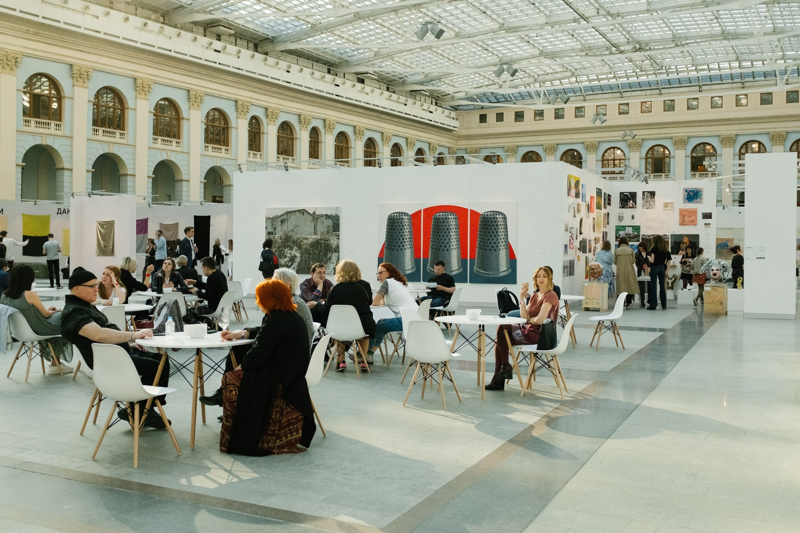 Акцион №11. DA!MOSCOW. Акцион Кости - это игра на произведения искусства