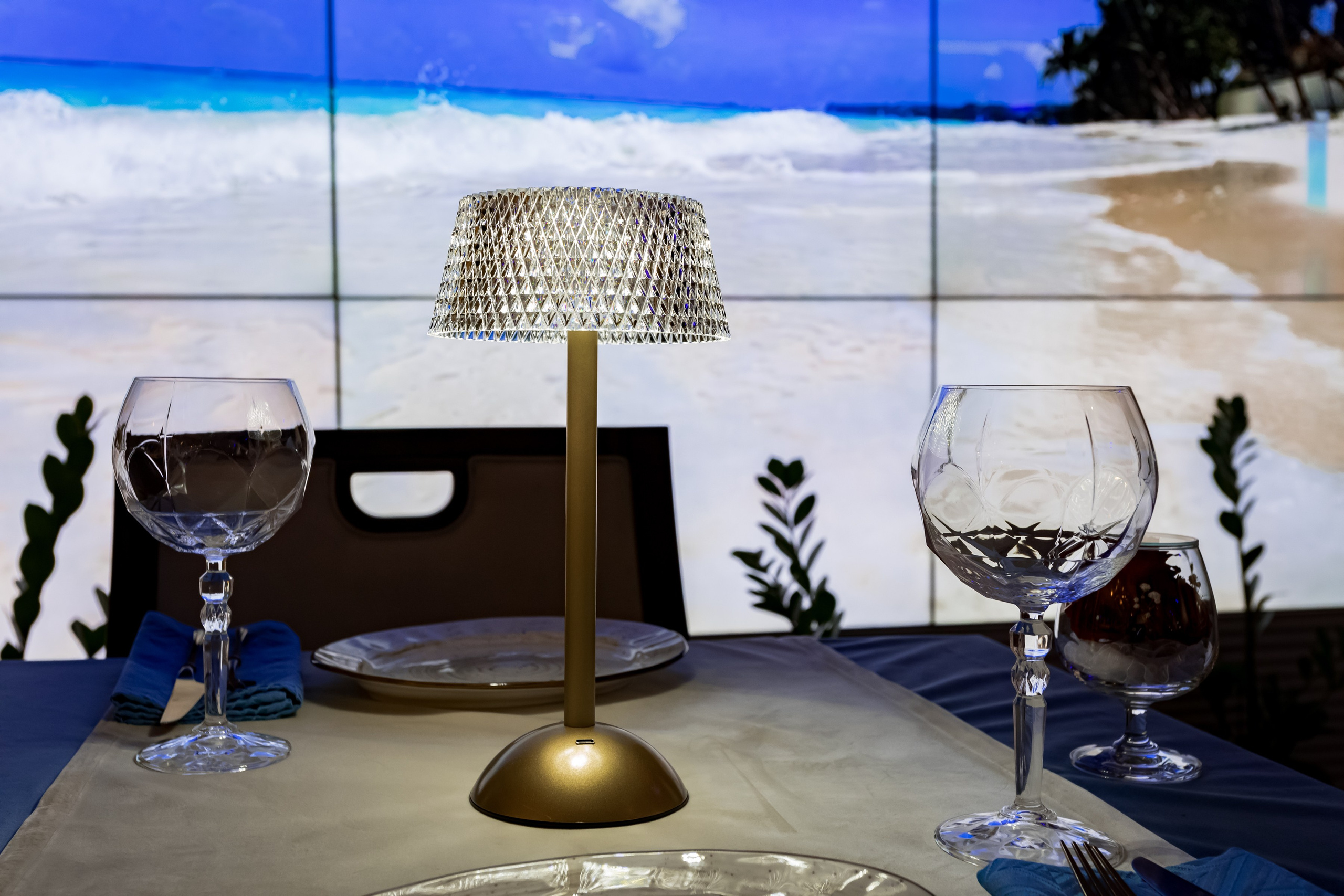 Фотосъемка для ресторана Волшебная арфа. Интерьеры, Контент, Портреты | Фотограф в Москве Дани Терно