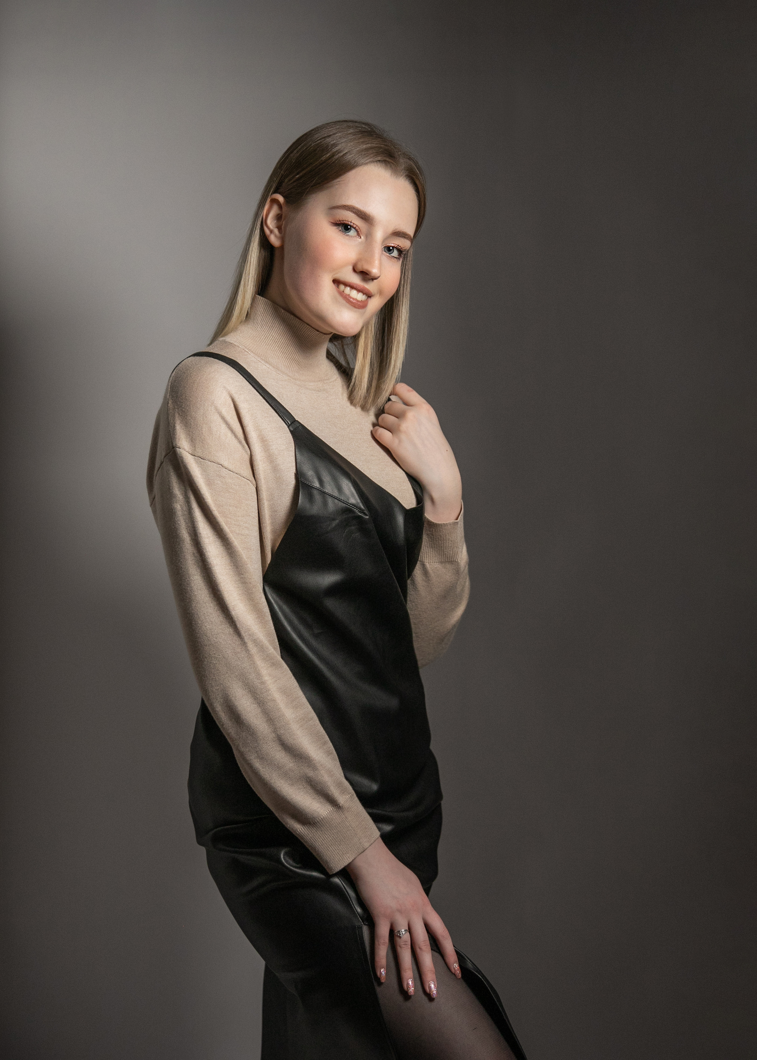 Женская. Меня зовут Марина Бастрикова