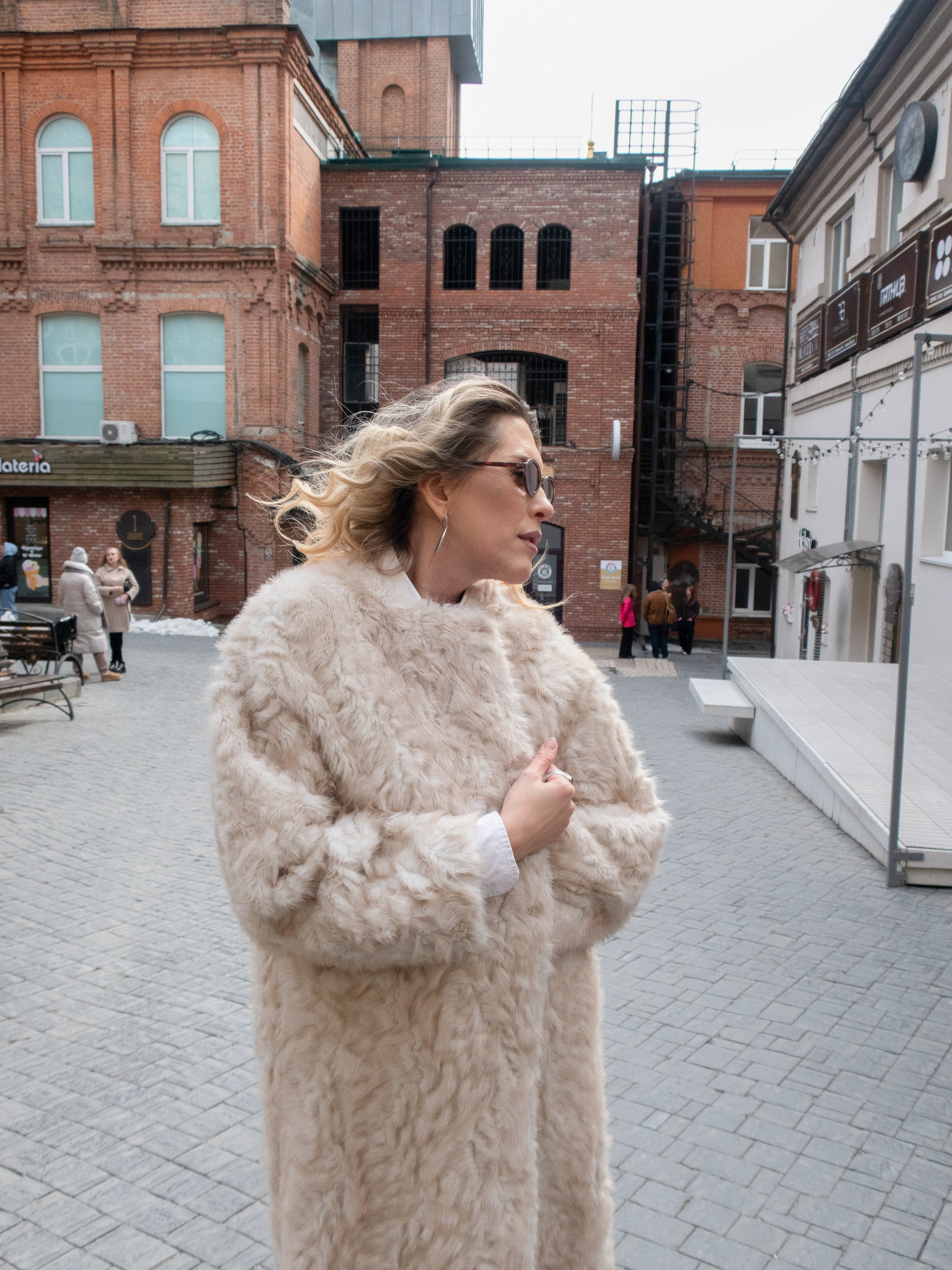 Фотопрогулка по Владивостоку. Портретный, свадебный, репортажный фотограф во Владивостоке Юлиана Джули Фокс