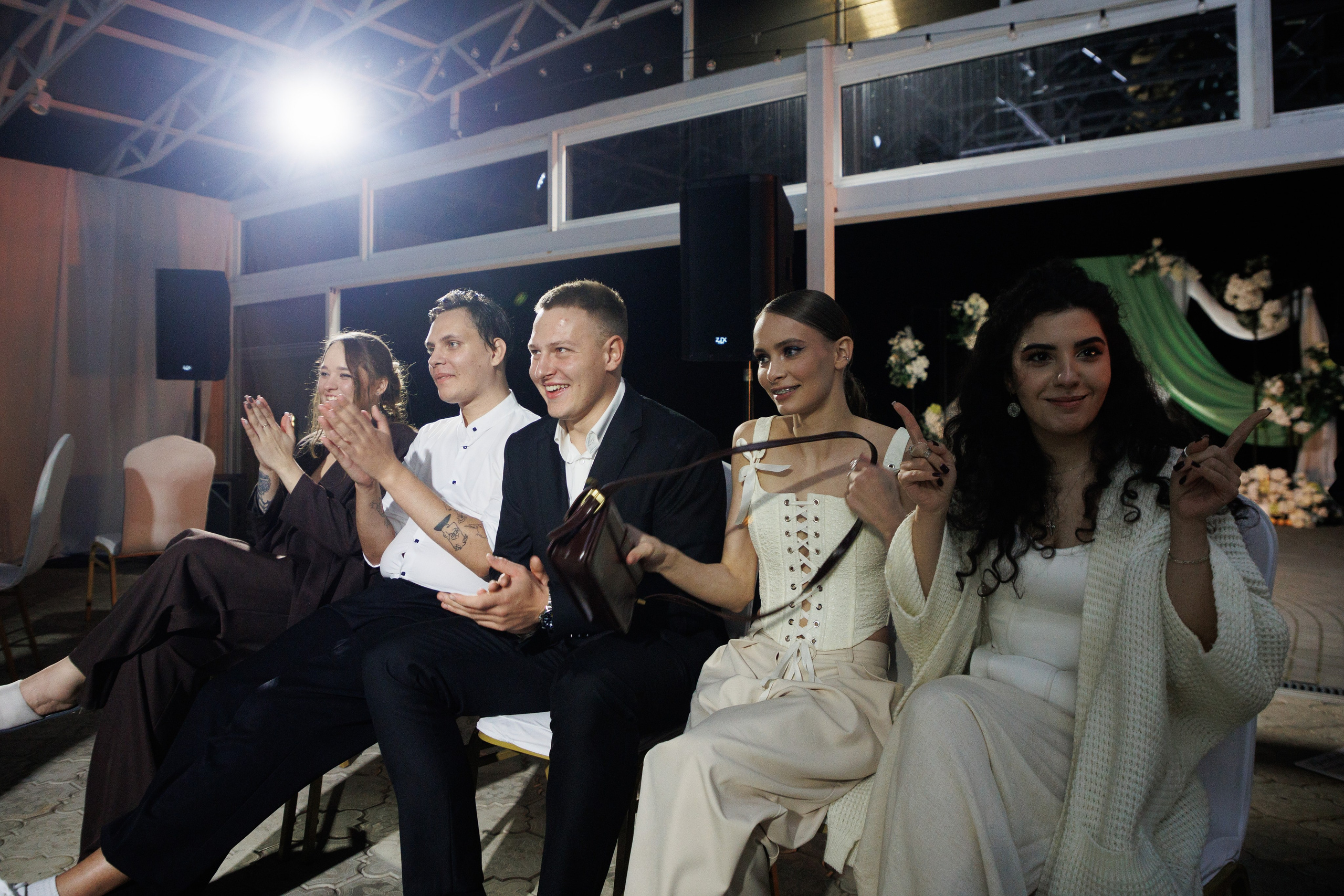 Сентябрь 2025, Белый лис, Выкса. Фотограф городских и семейных событий в Нижнем Новгороде Артем Карпухин