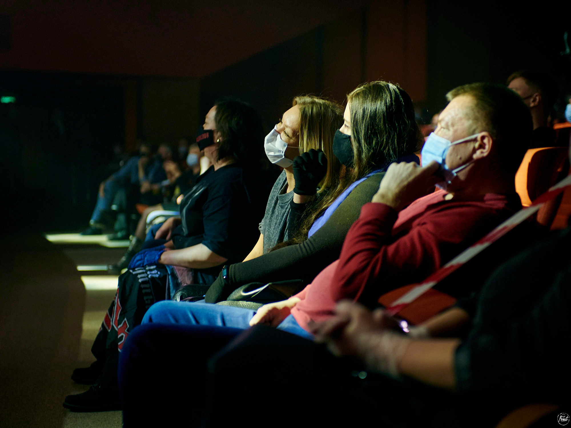 КИПЕЛОВ. Фотографии отовсюду и обо всем