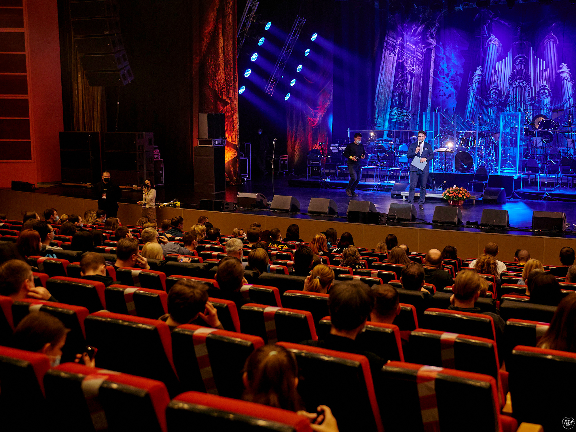 КИПЕЛОВ. Фотографии отовсюду и обо всем