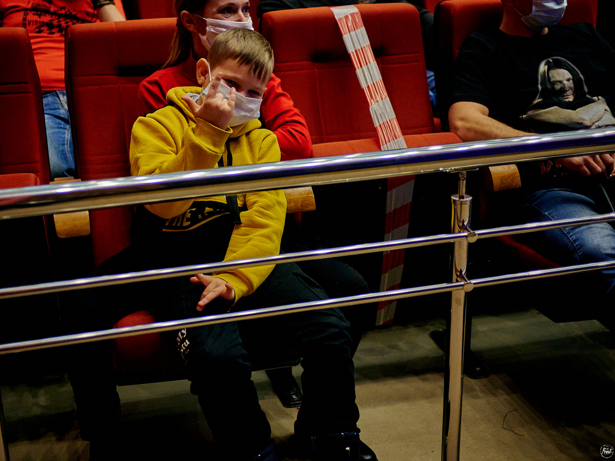 КИПЕЛОВ. Фотографии отовсюду и обо всем