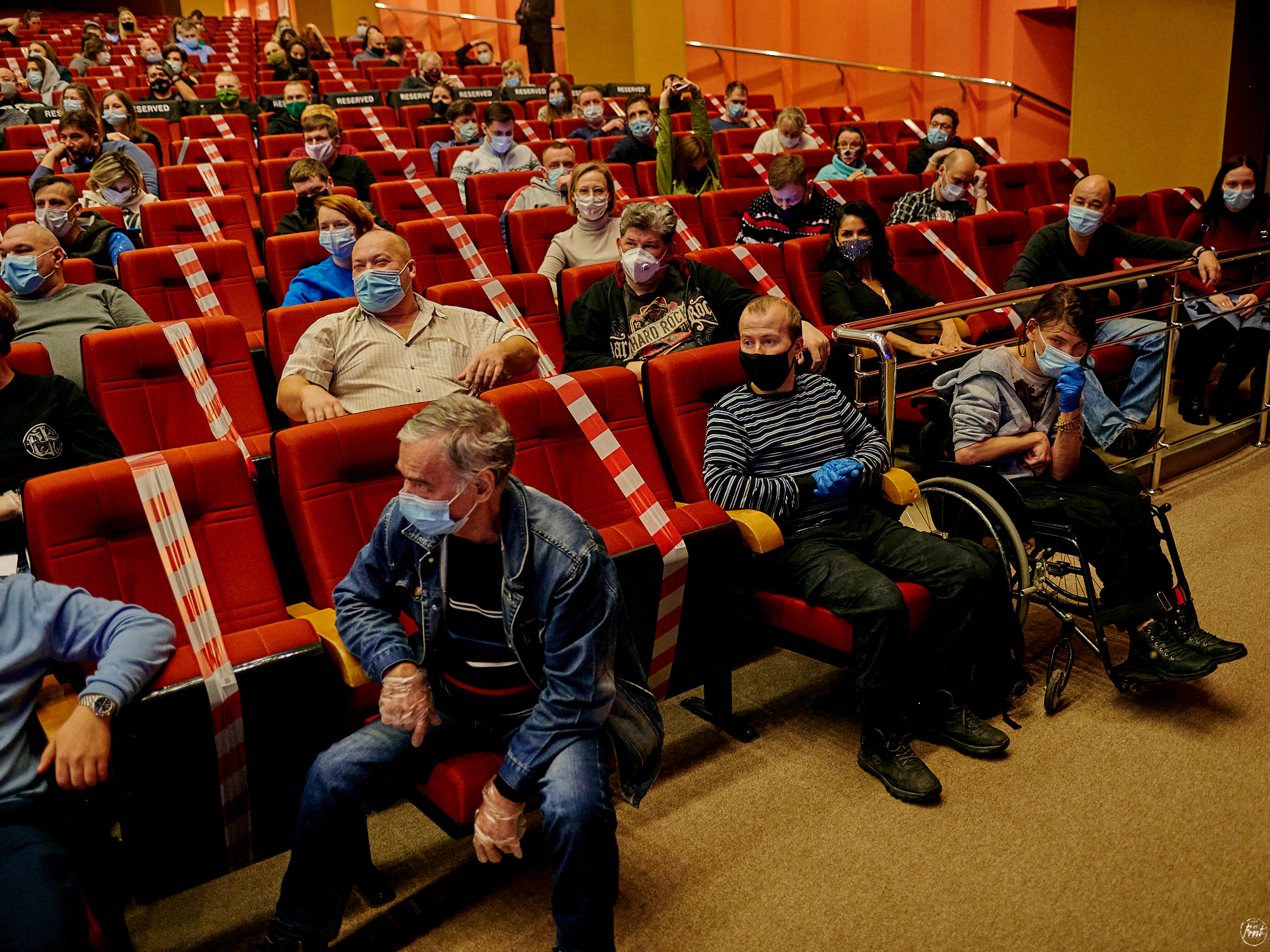 КИПЕЛОВ. Фотографии отовсюду и обо всем