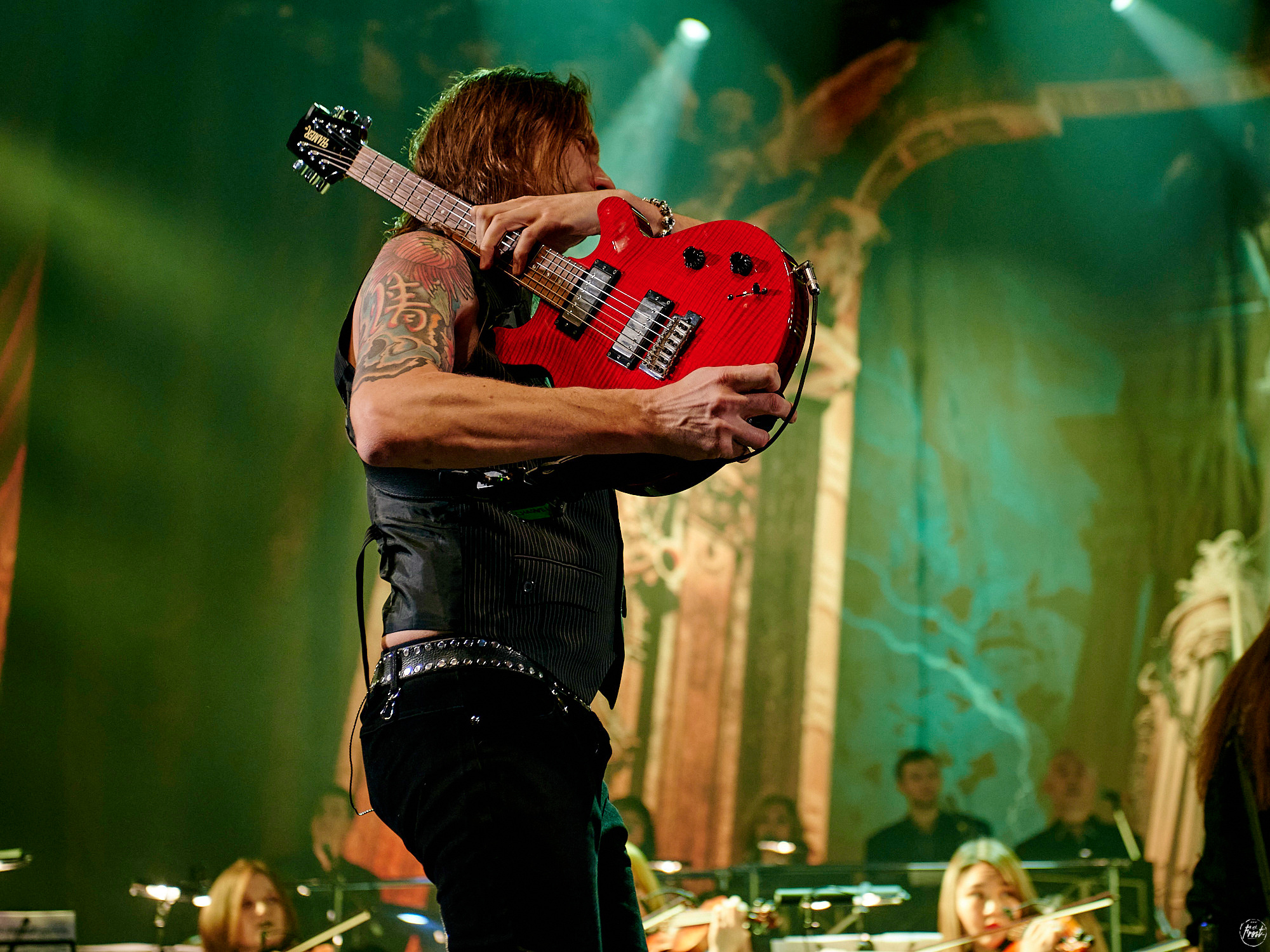 КИПЕЛОВ. Фотографии отовсюду и обо всем