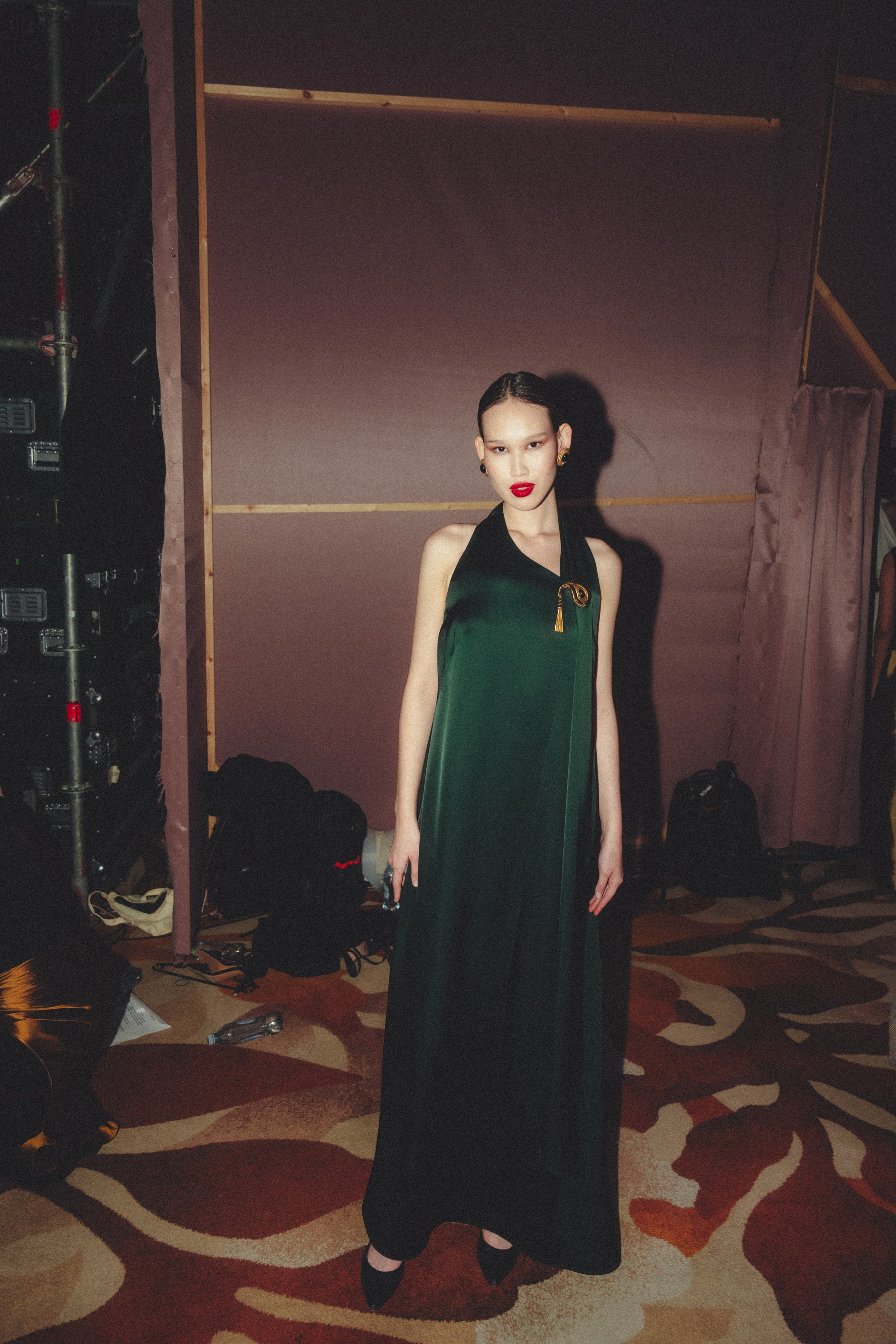 VISA FASHION WEEK ALMATY SS26 / BACKSTAGE ZONE