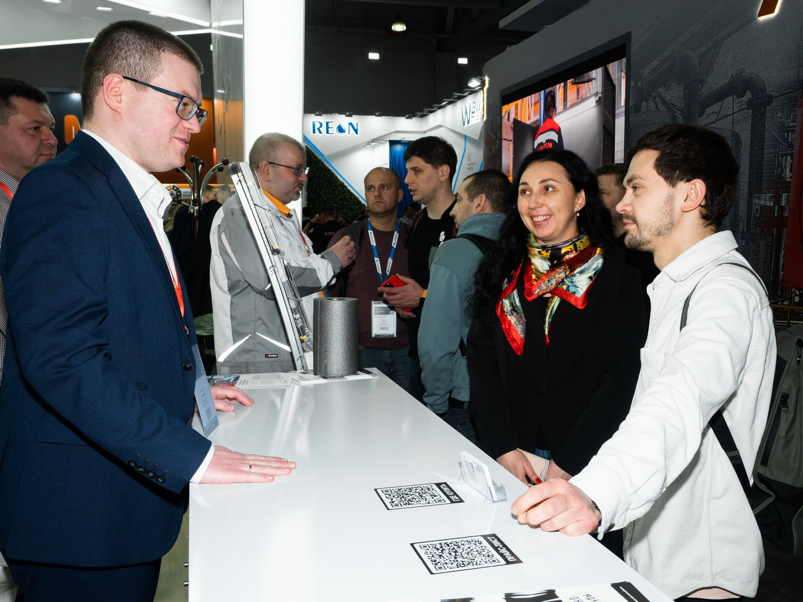 Rols Isomarket: выставка Aquatherm. Портретный и Репортажный фотограф в Москве