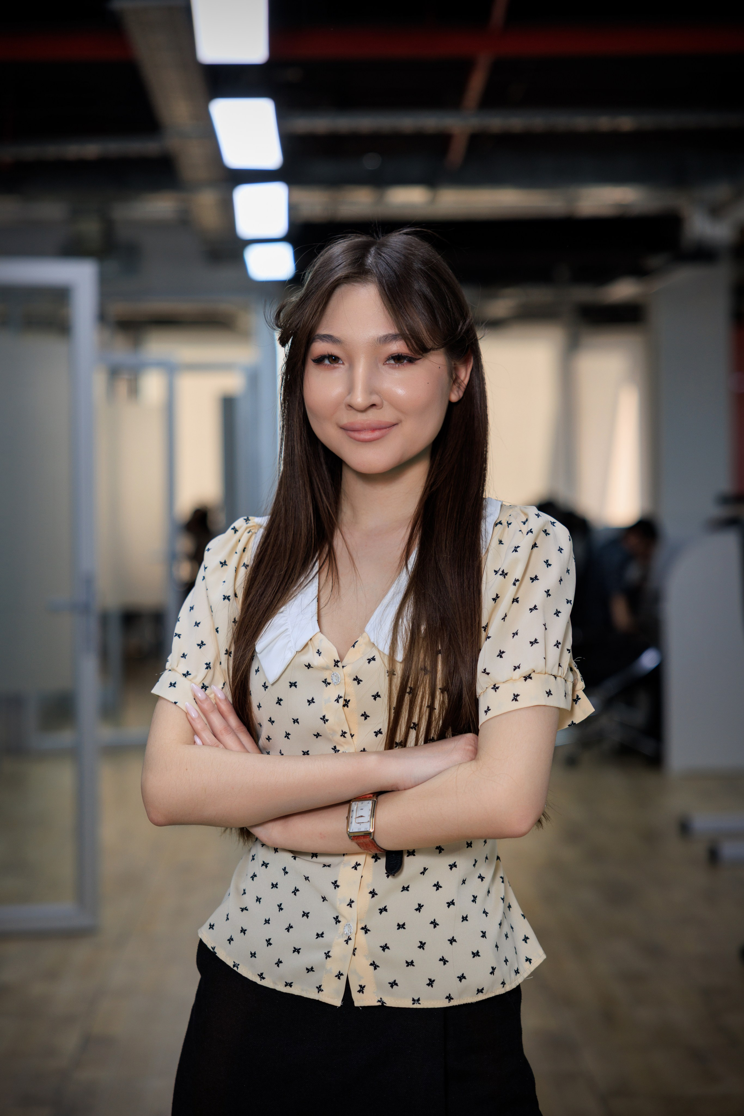 Бизнес-фотограф в Алматы — корпоративные съёмки, деловые портреты и репортажи. Профессиональный фотограф в Алматы