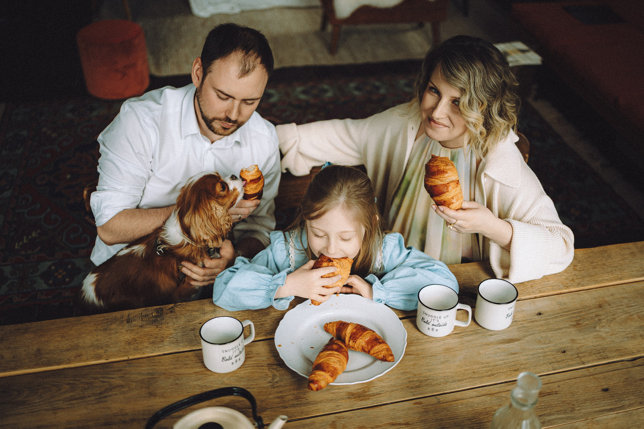 Валя, Вася, Аня и Ириска