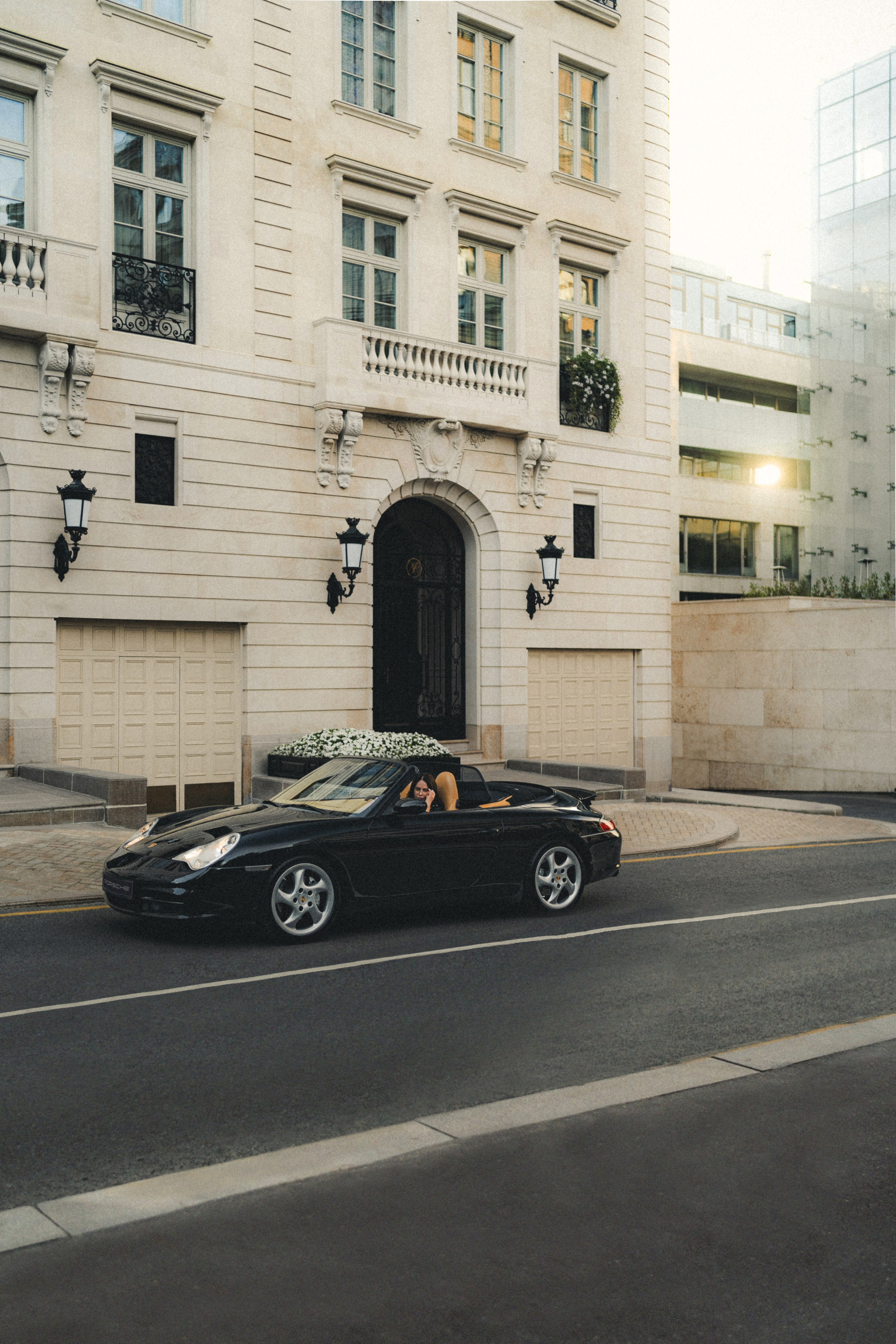 Porsche Carrera 4 Cabriolet x Elina. Фотограф Илья К. в Москве