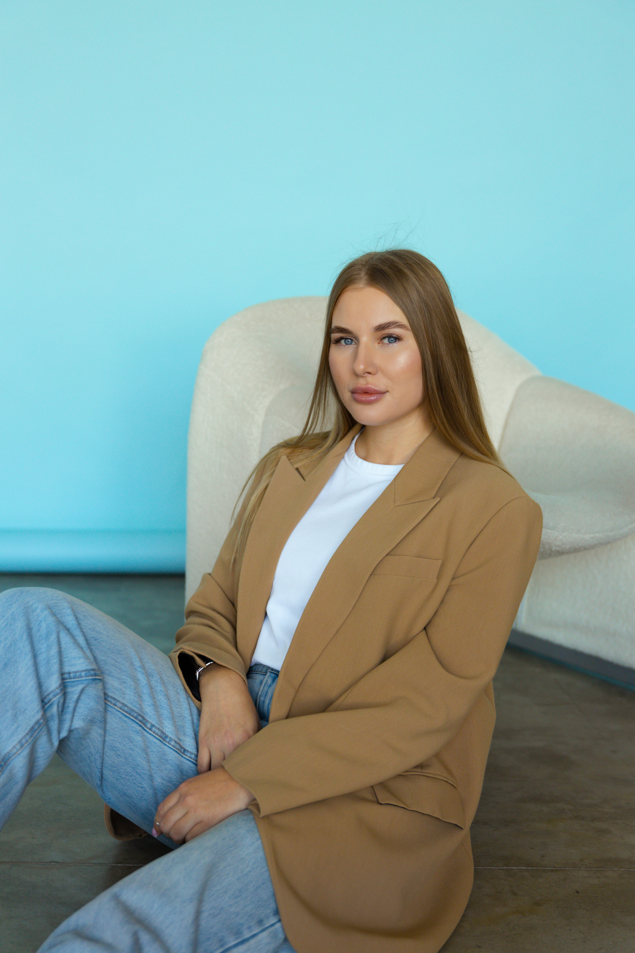 Аня и Кристина. Главная