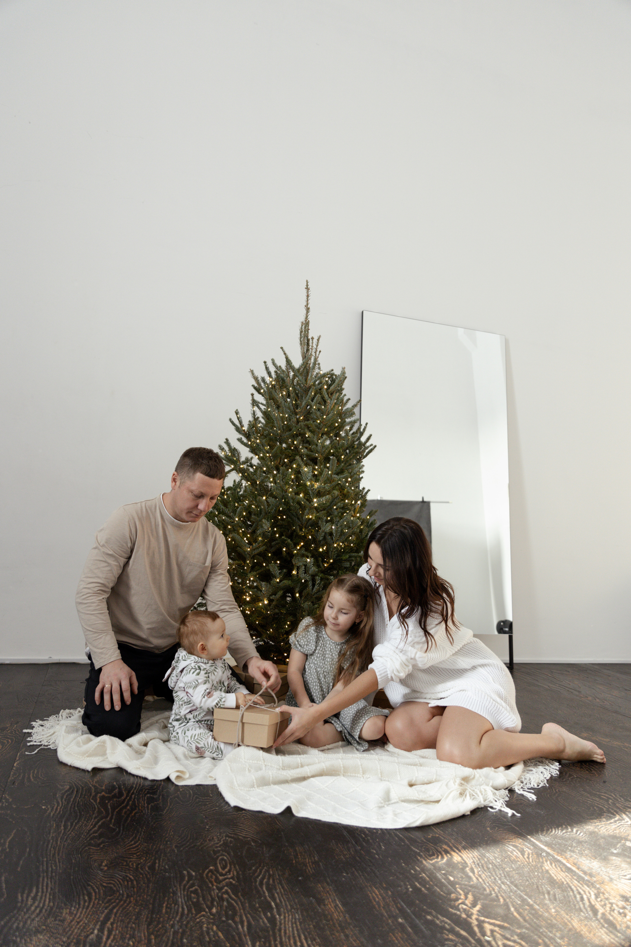 Семья Новый Год. Главная