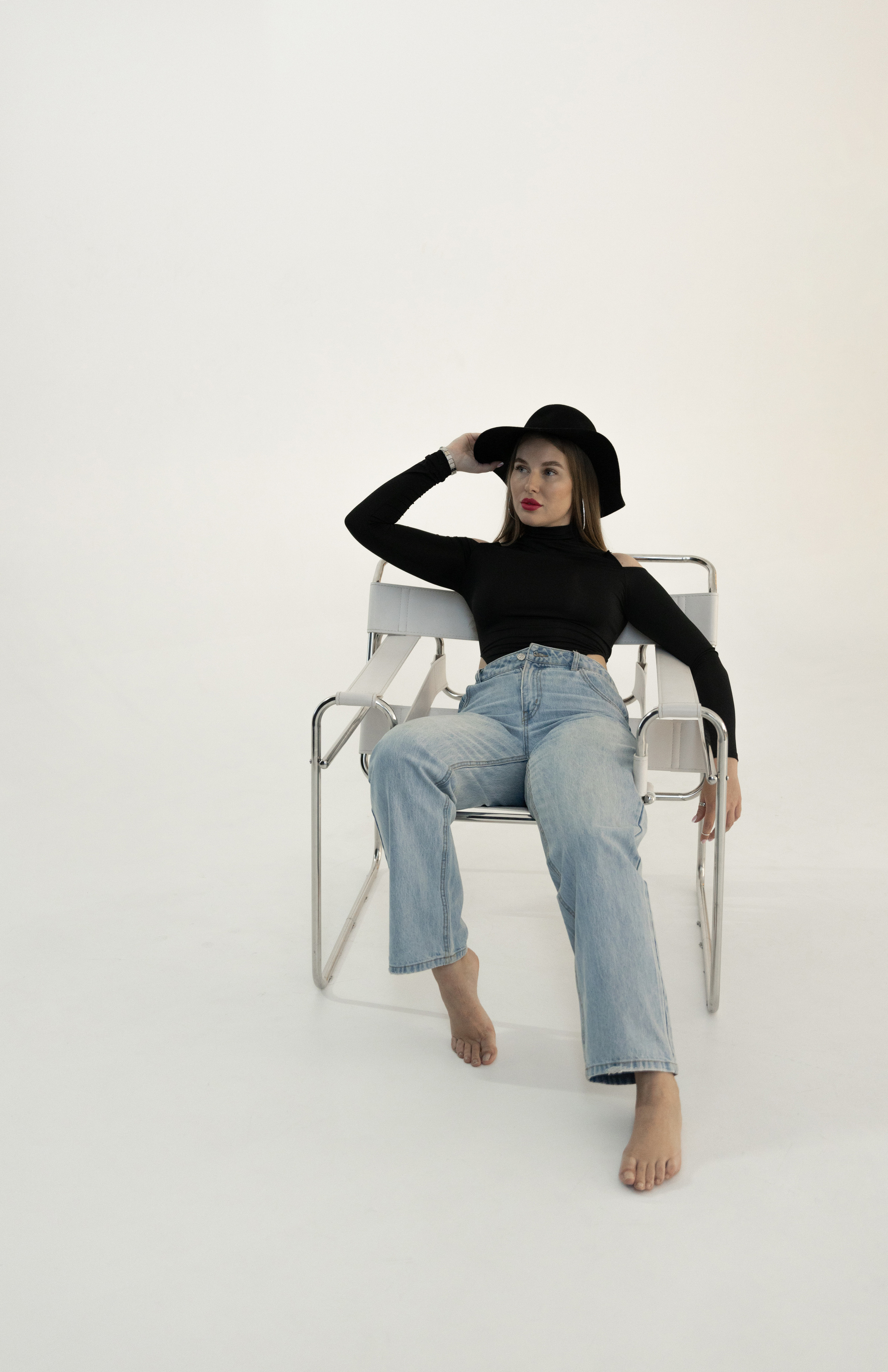 Аня и Кристина. Главная