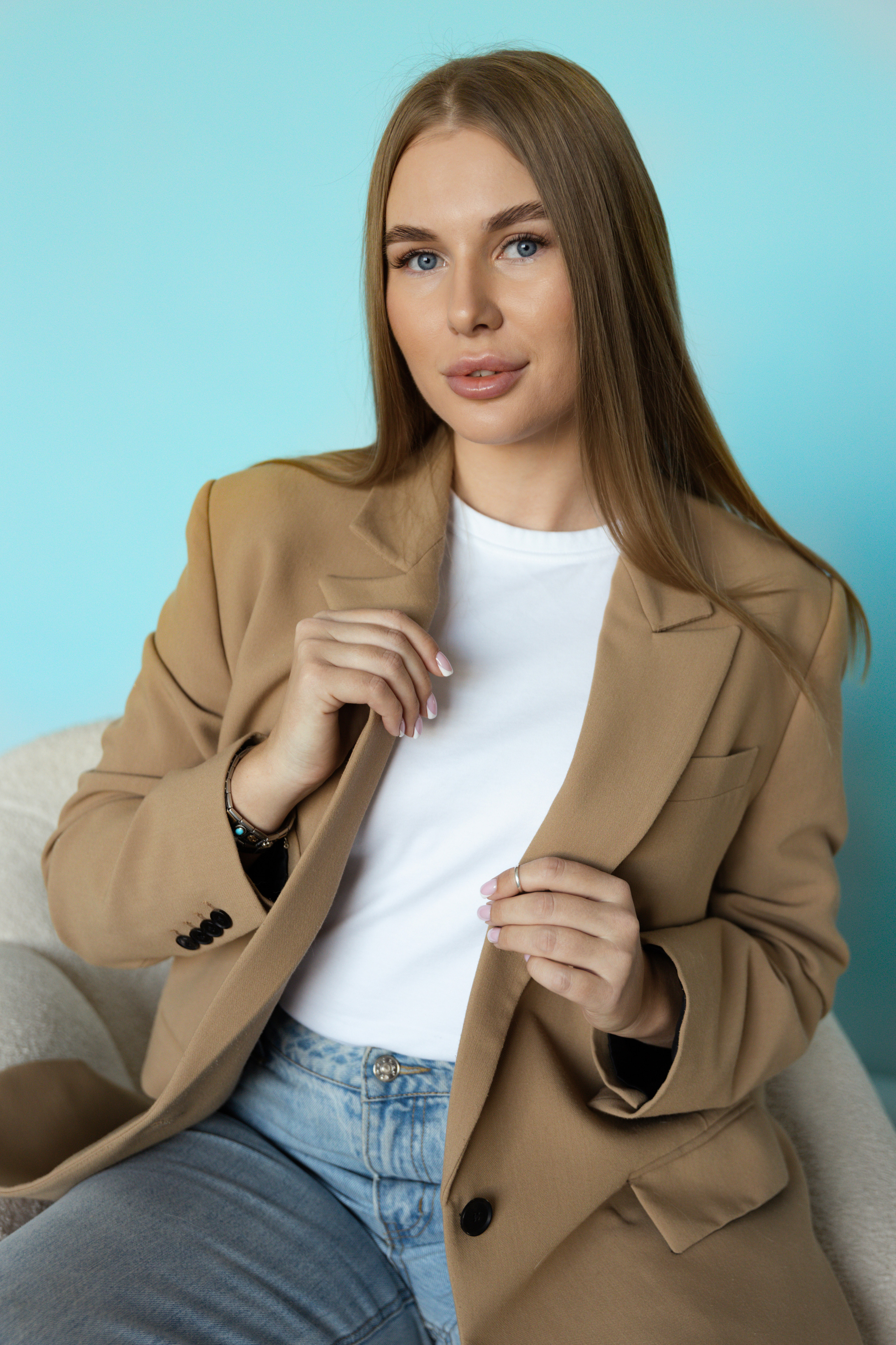 Аня и Кристина. Главная