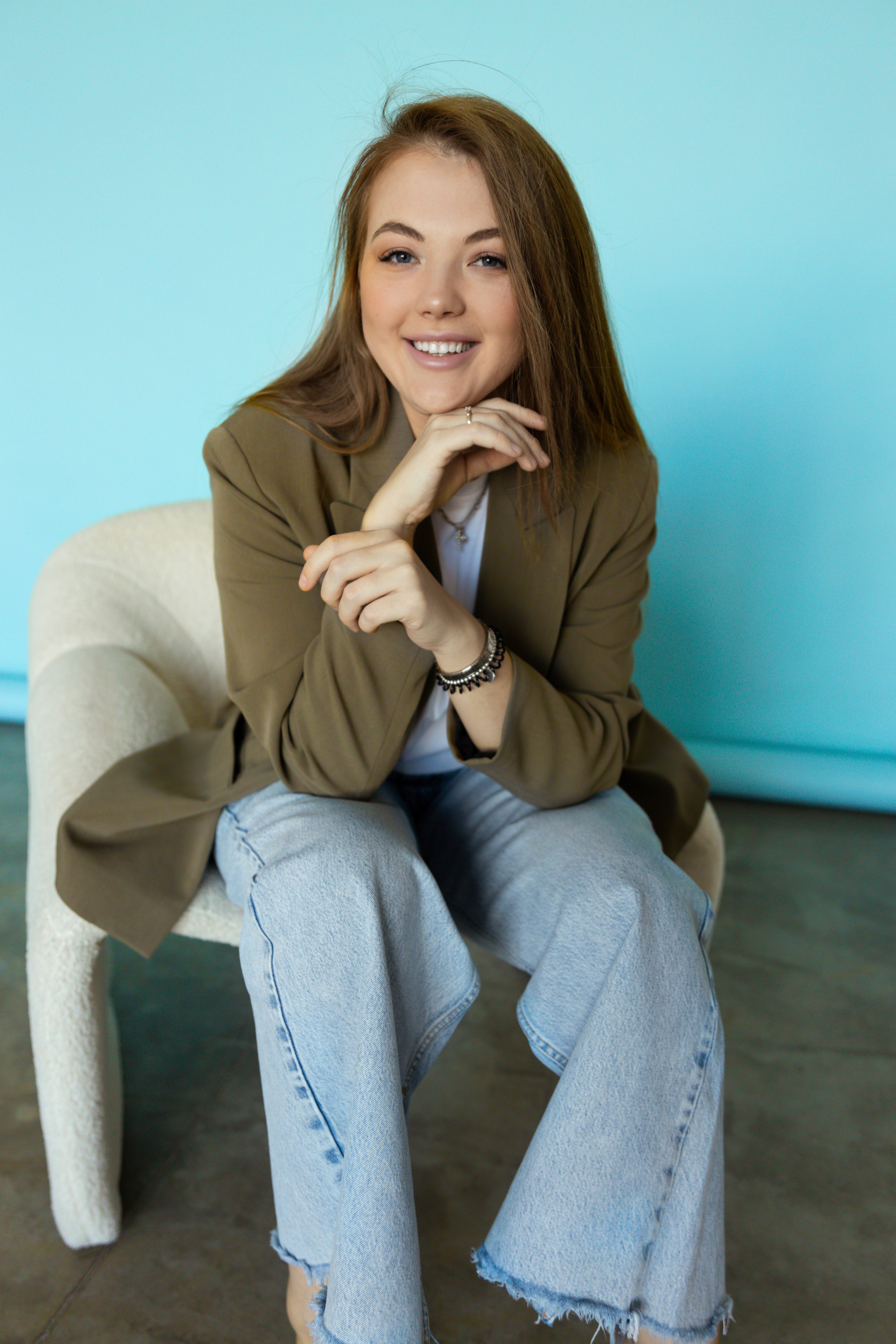 Аня и Кристина. Главная