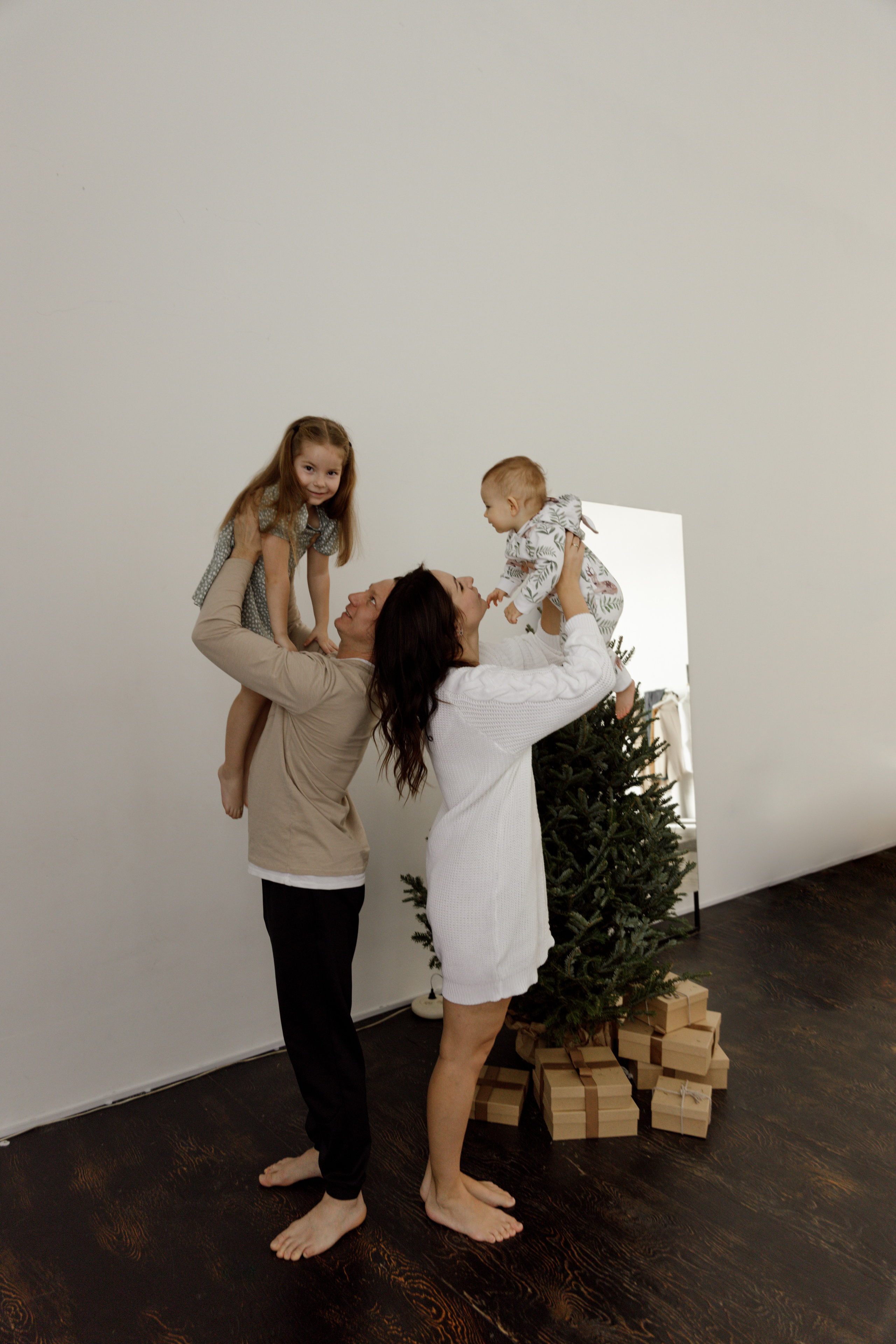 Семья Новый Год. Главная