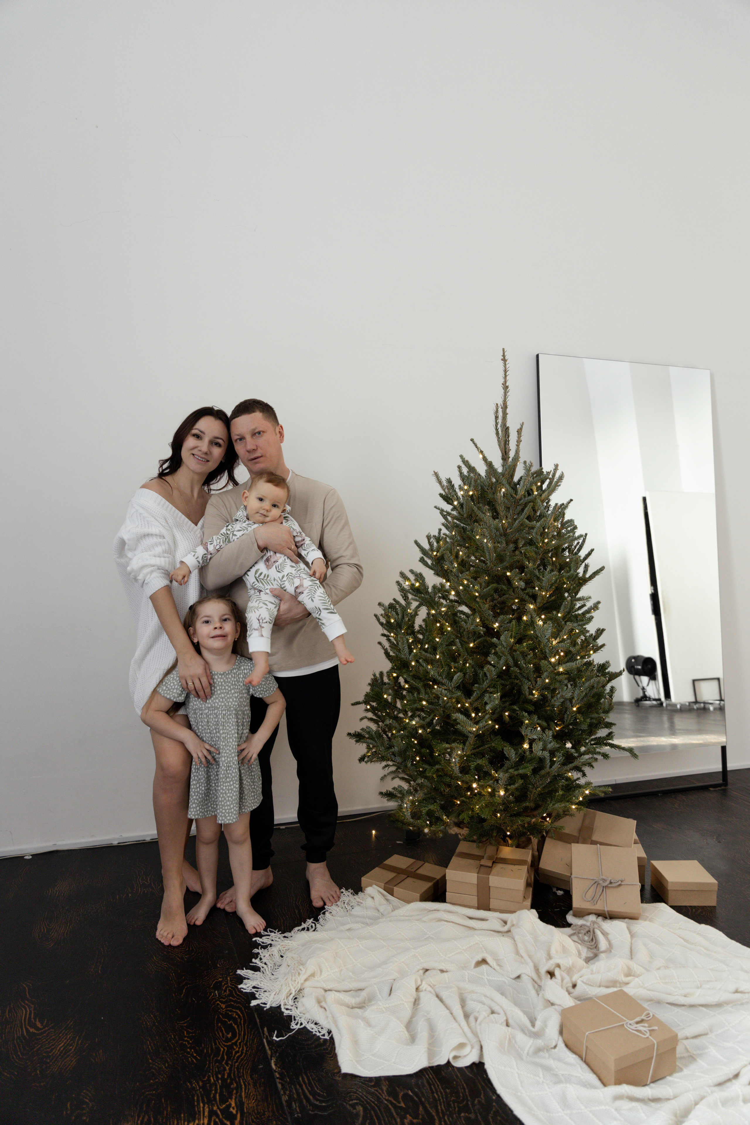 Семья Новый Год. Главная