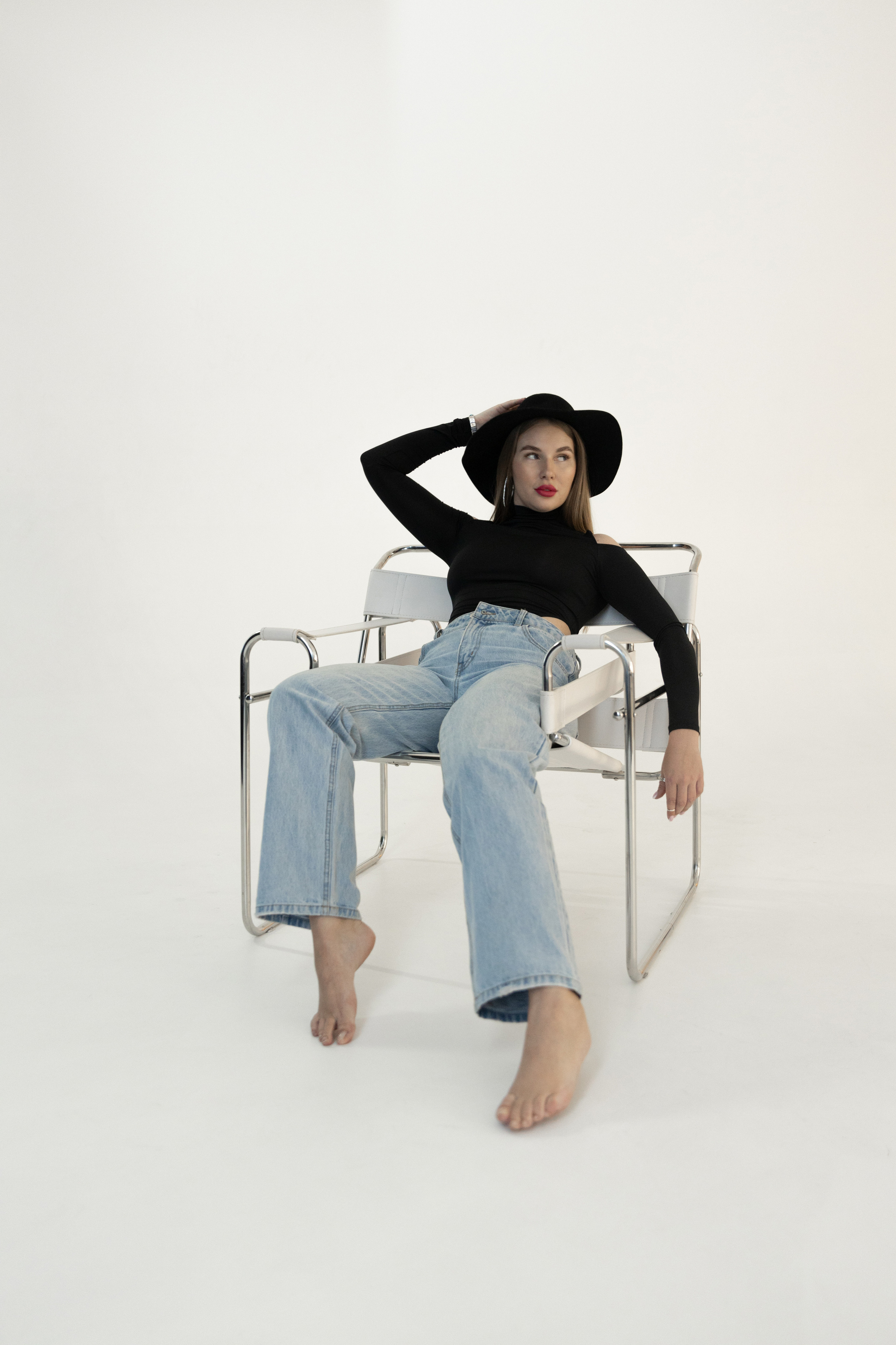 Аня и Кристина. Главная