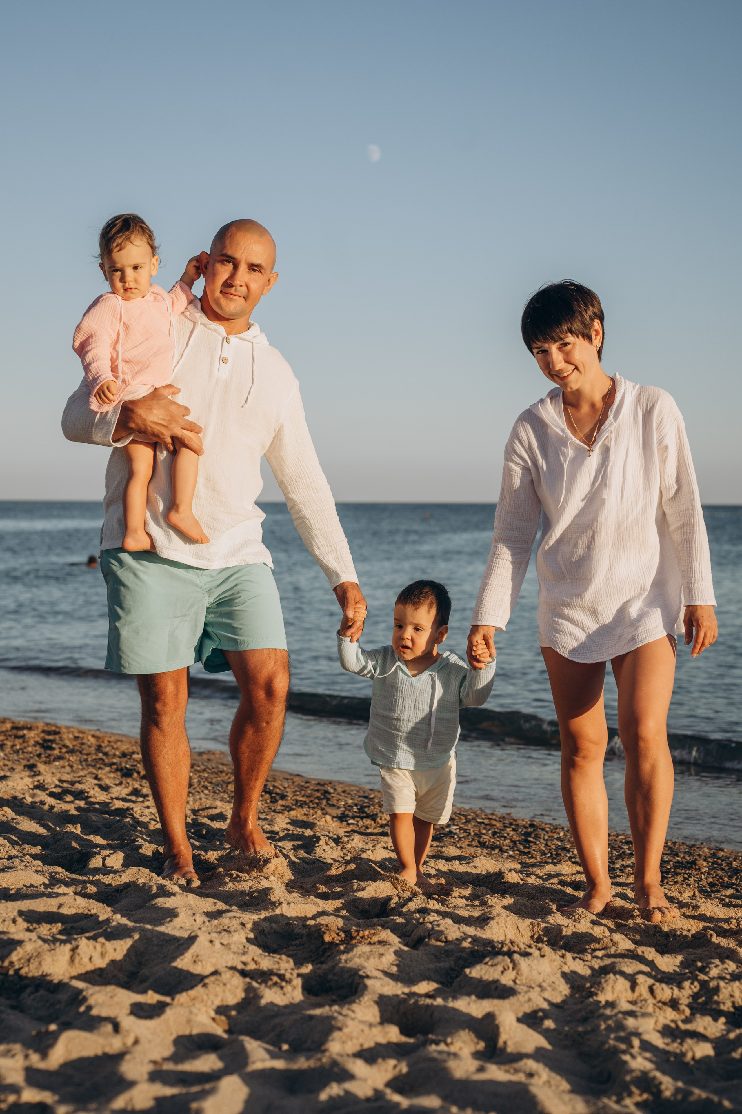 Василий, Элла, Женя, Артем и Вера. Фотограф Горбенко Анна