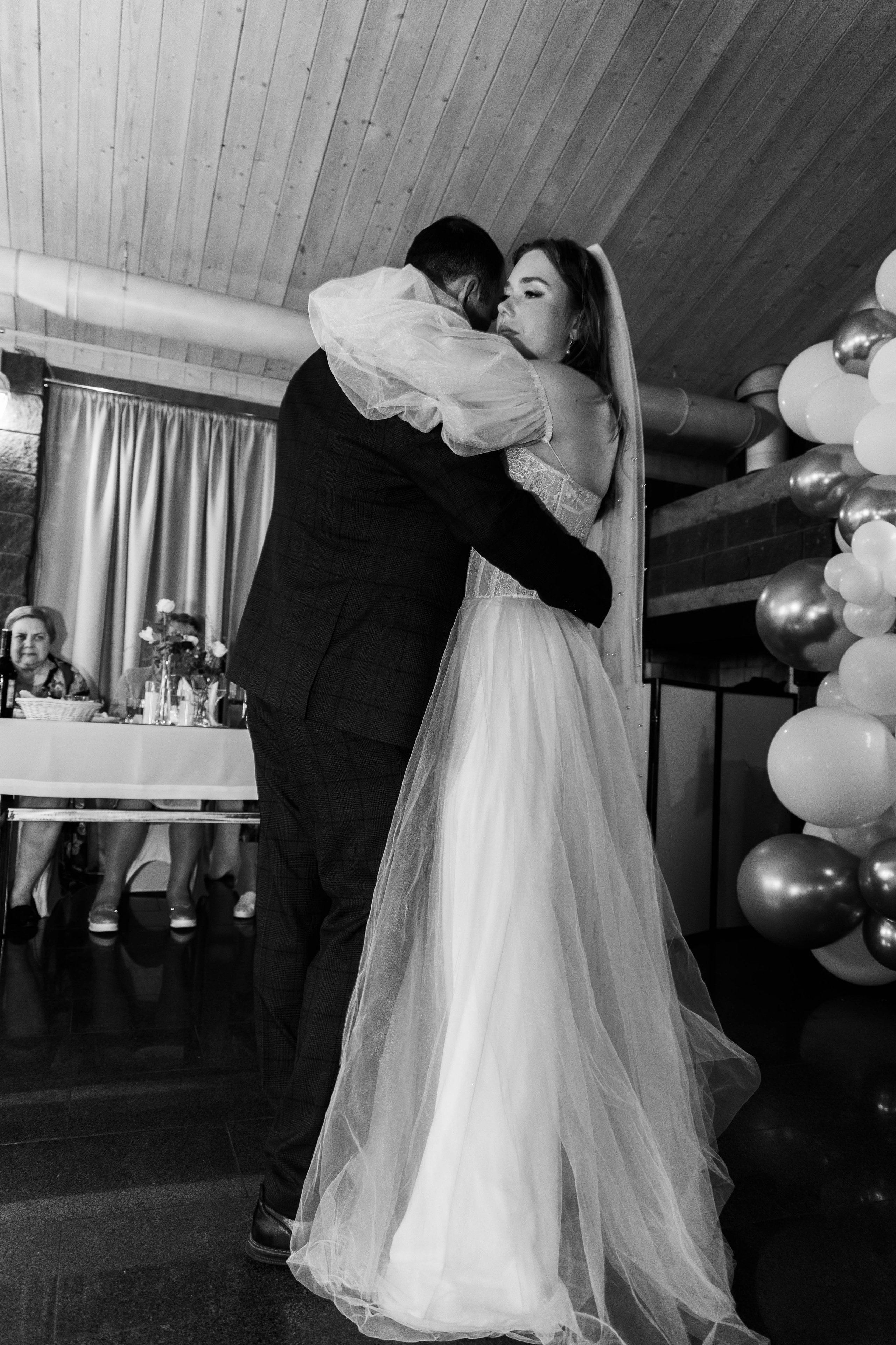 Свадебная фотосессия свадебный фотограф Татьяна Марсуверских свадебная фотопрогулка Москва Жуковский. Фотограф для маркетплейсов, фотоуслуги в Жуковском Татьяна Марсуверских