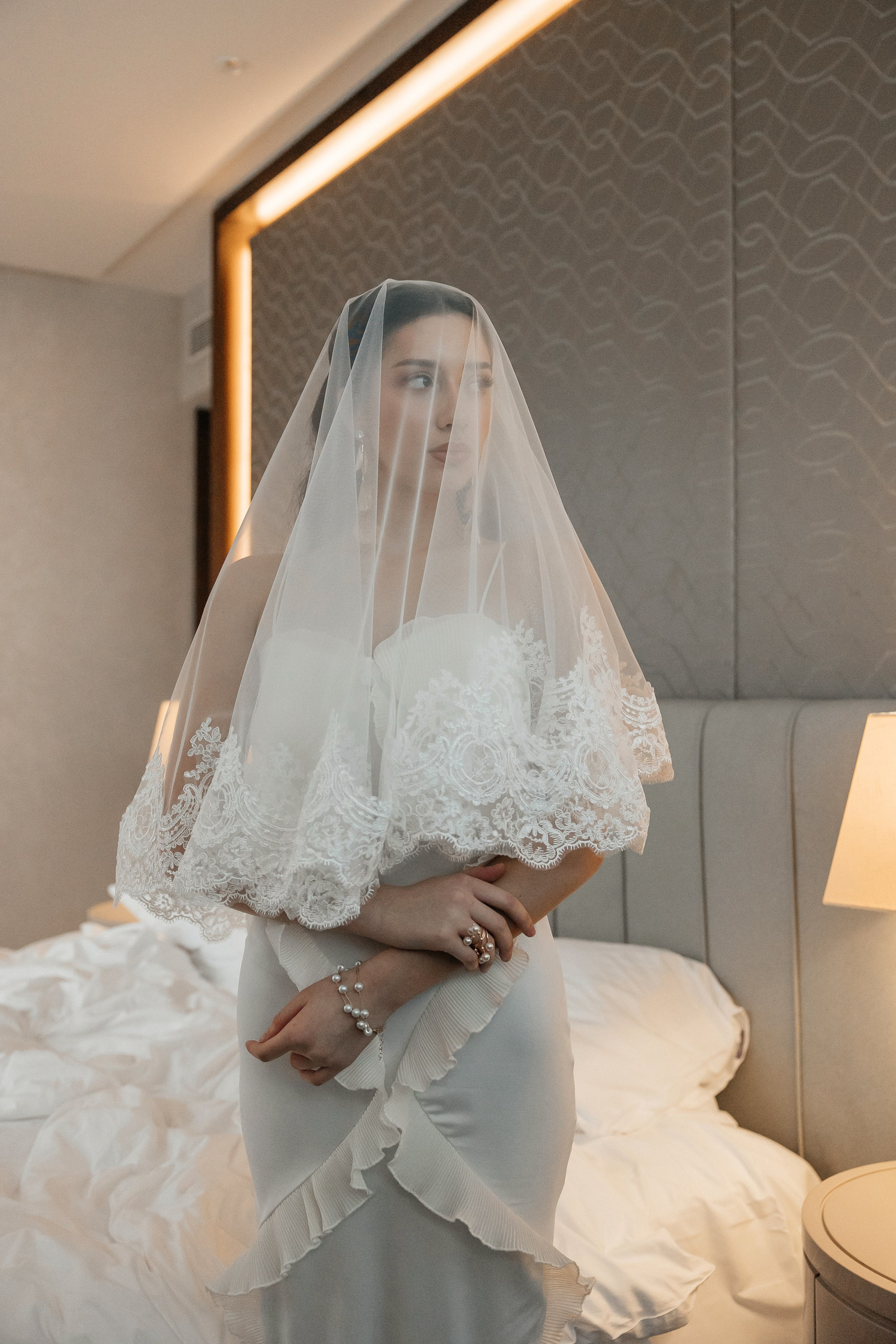 Свадебная фотосессия в отеле Hyatt Regency Moscow Petrovsky Park в Москве