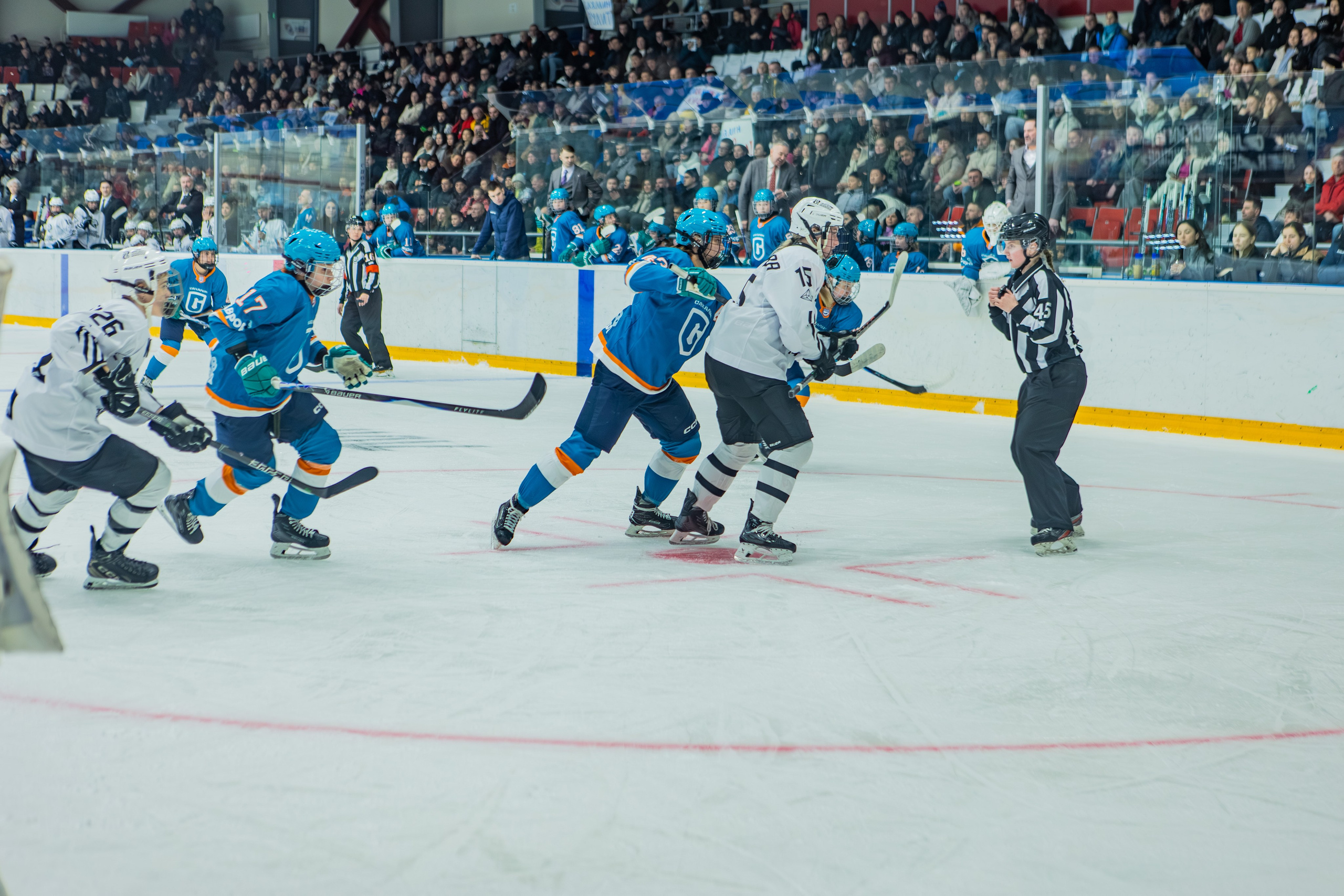 Матч «Сахалин"-"Белые Медведицы». Свадебный фотограф в Южно-Сахалинске Валерий Харченко