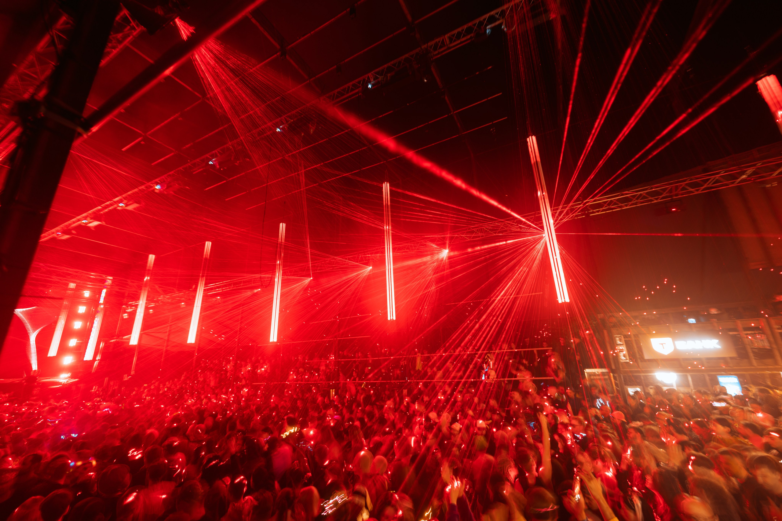 Signal 2024. @tomrus: Рустам Шагиморданов — фотограф