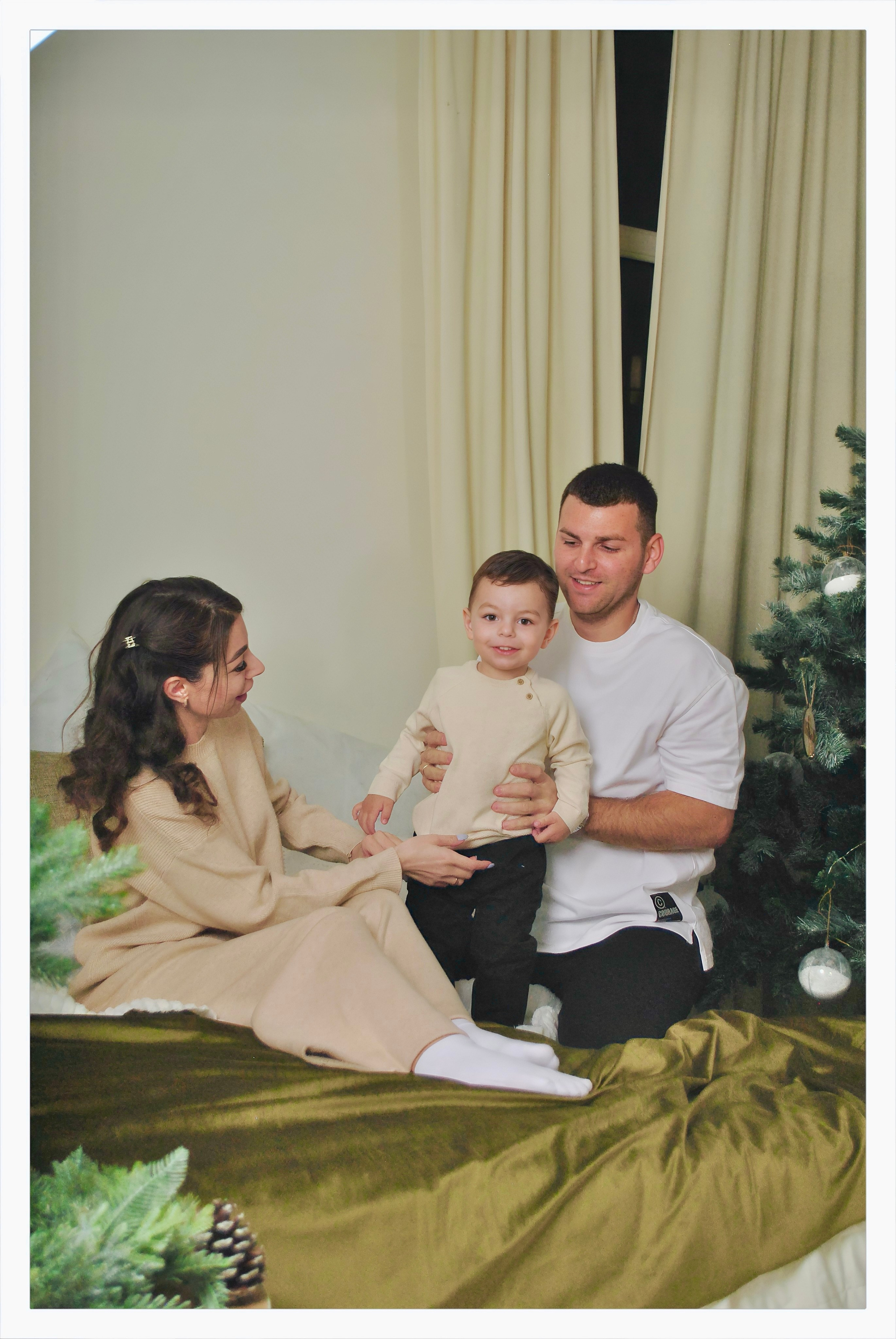 Елена и семья. Фотограф Мария Мусаелян